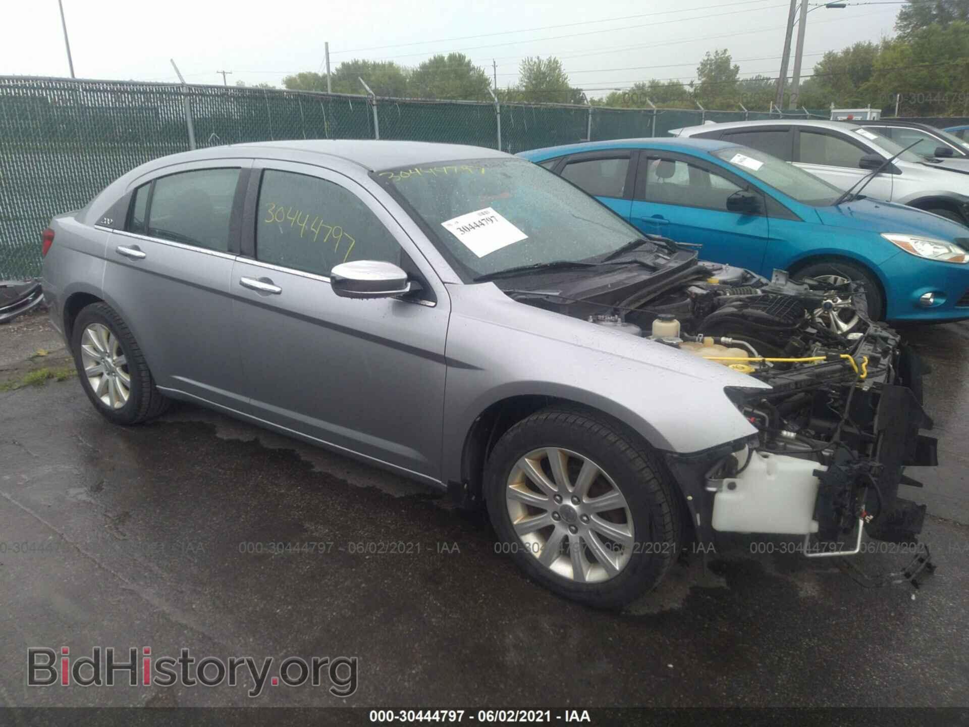 Фотография 1C3CCBCG9DN602305 - CHRYSLER 200 2013