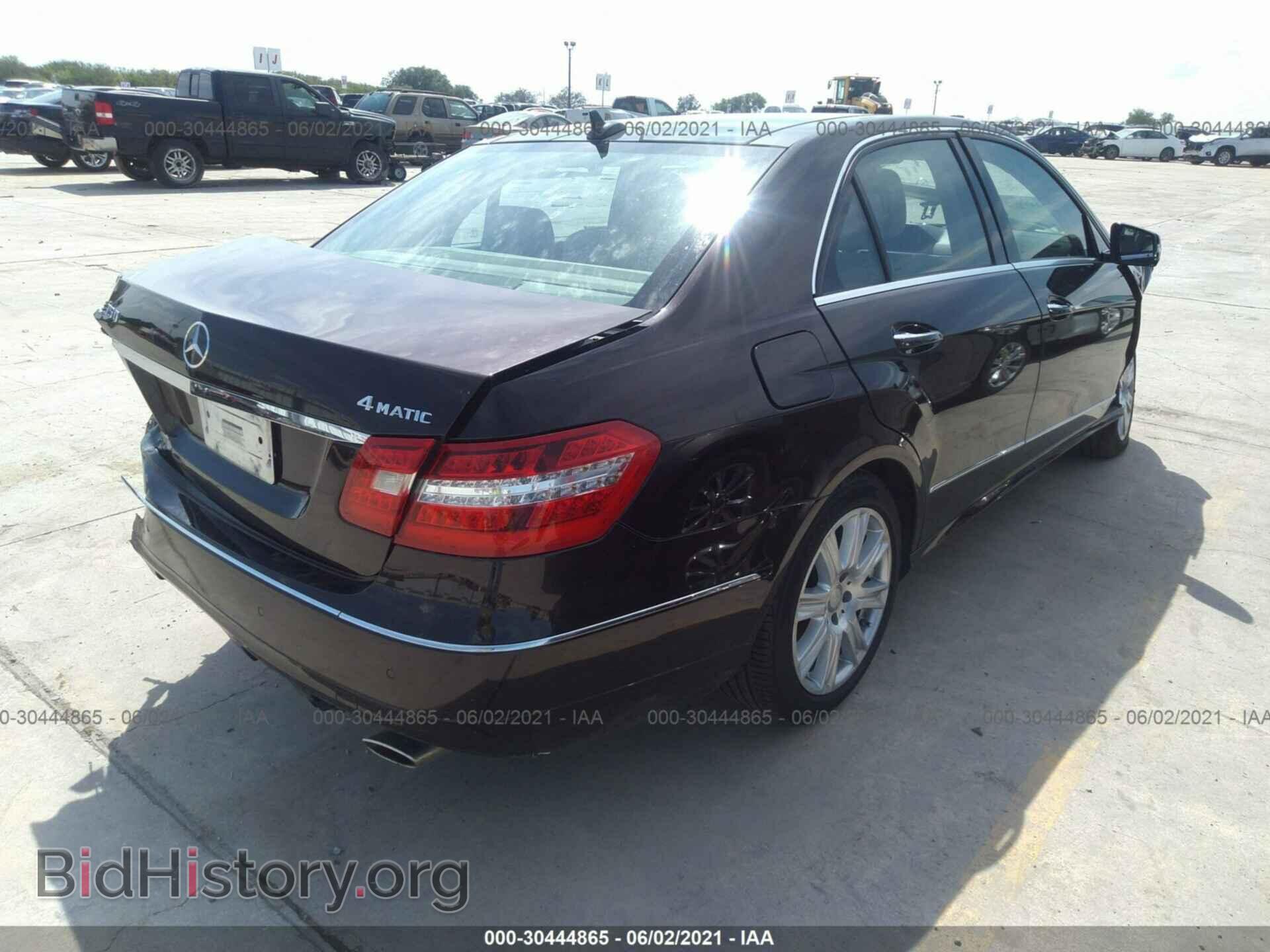 2012 MERCEDES-BENZ E-CLASS - VIN: WDDHF8JB1CA614673 - Фото 4