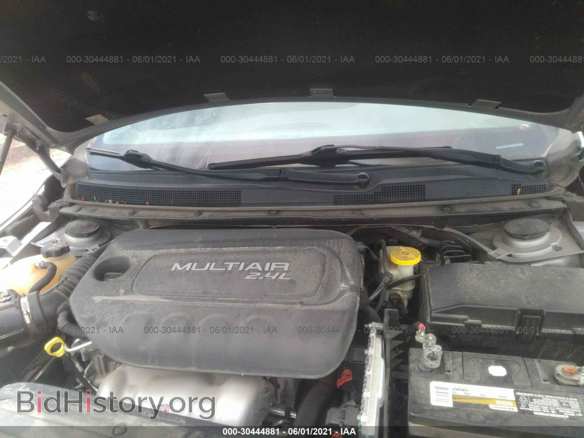 2016 CHRYSLER 200 - VIN: 1C3CCCAB4GN149146 - Фото 10