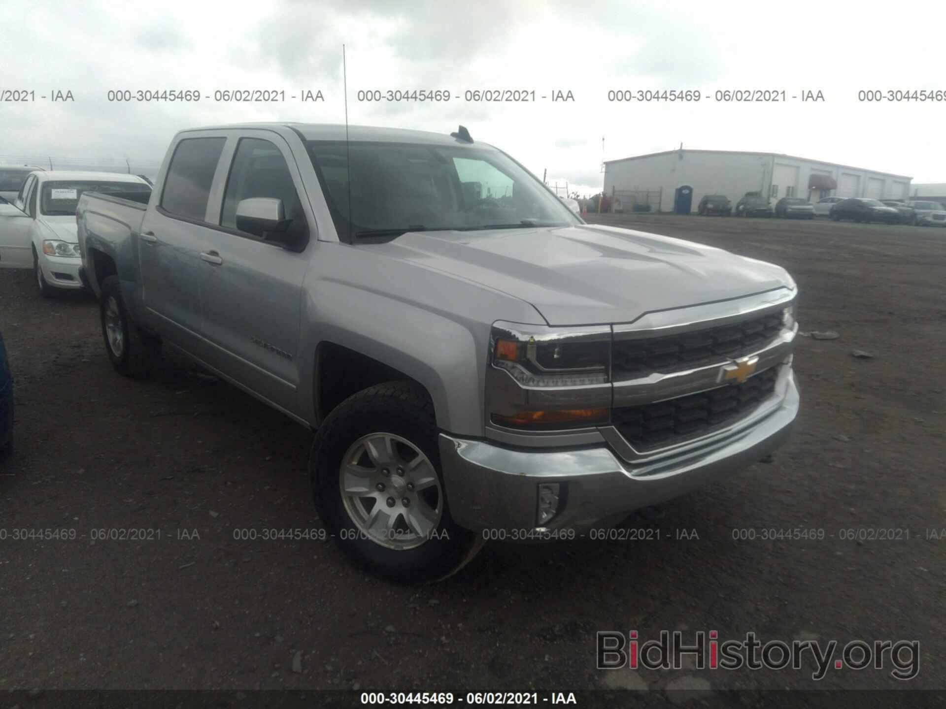 Photo 3GCUKREC9JG298743 - CHEVROLET SILVERADO 1500 2018