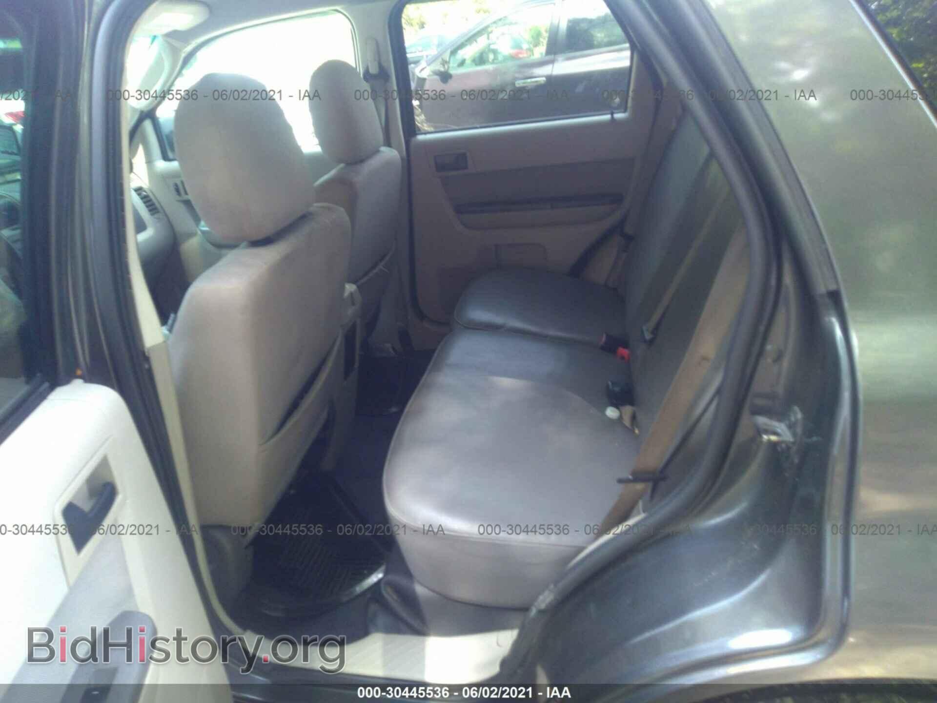 2011 FORD ESCAPE - VIN: 1FMCU4K38BKC06458 - Фото 8