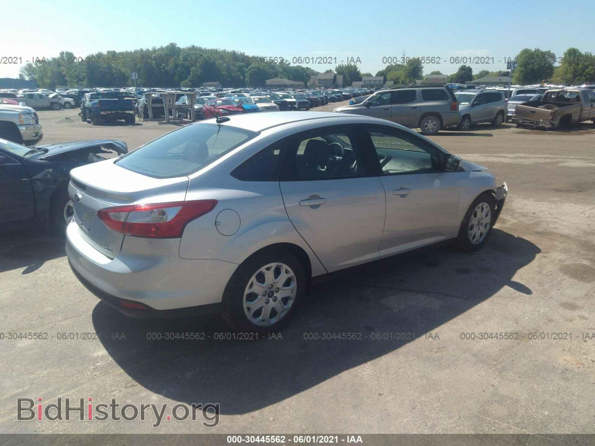 2012 FORD FOCUS - VIN: 1FAHP3F23CL372627 - Photo 4