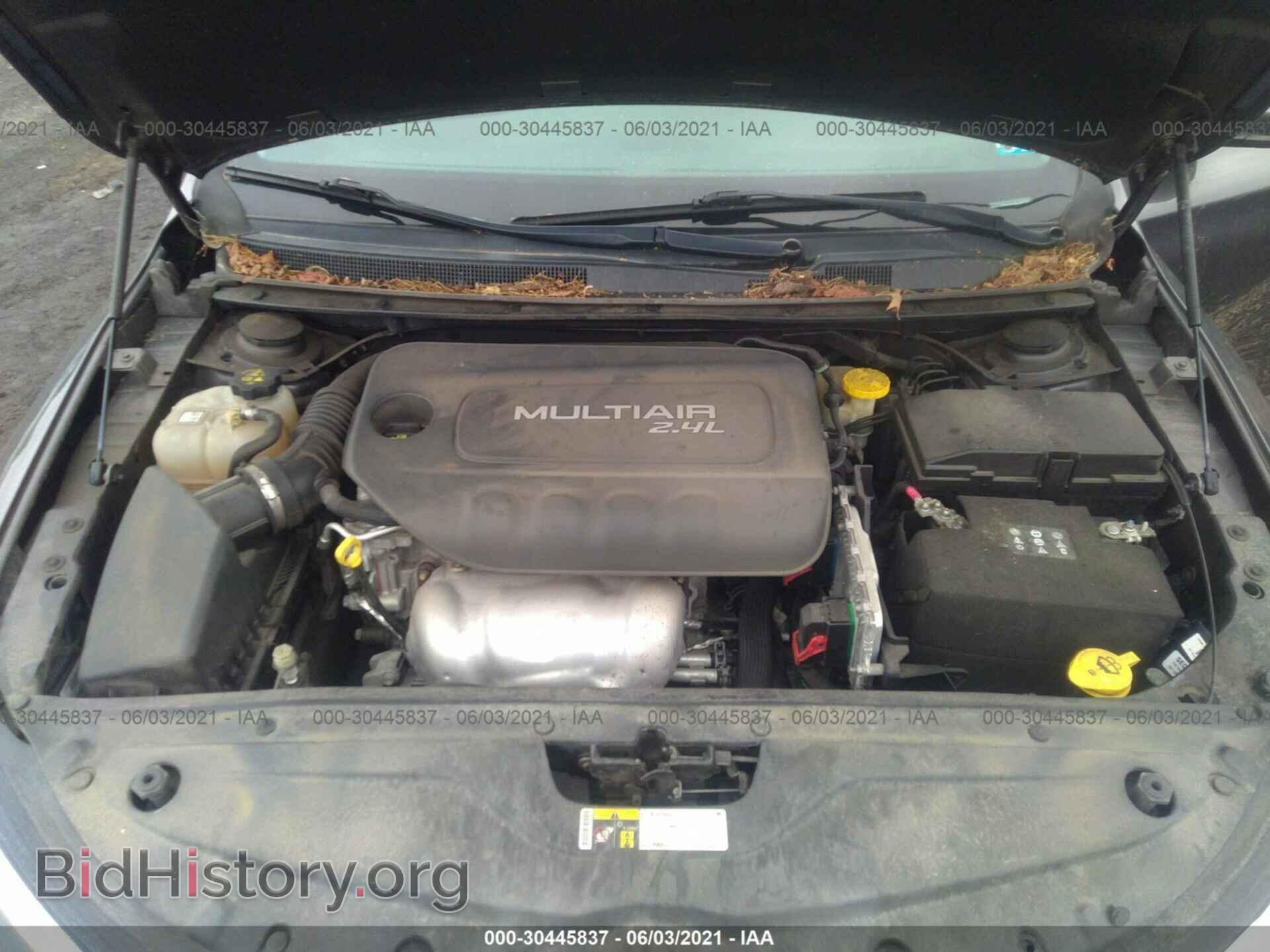 2015 CHRYSLER 200 - VIN: 1C3CCCAB8FN758013 - Фото 10