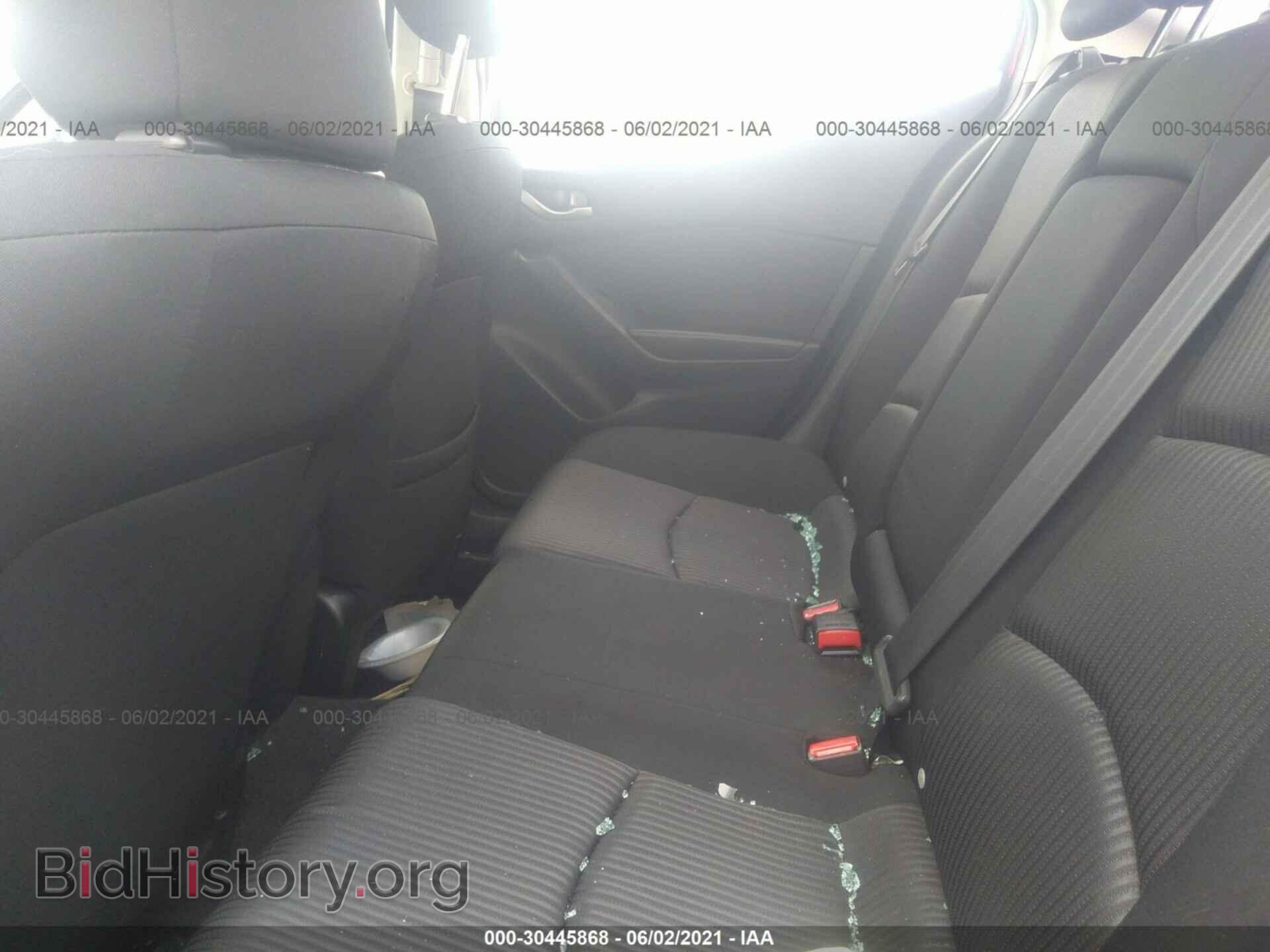2016 MAZDA MAZDA3 - VIN: JM1BM1U75G1307596 - Фото 8