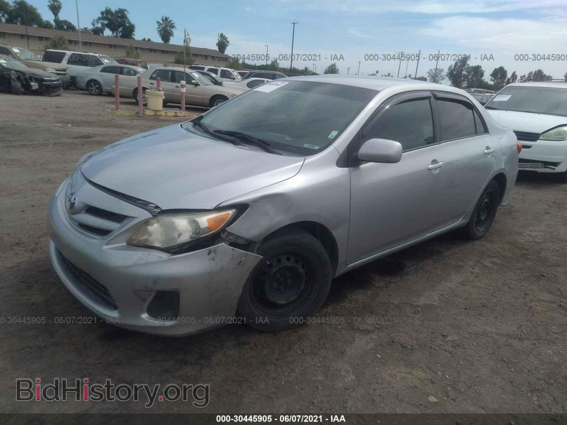 2011 TOYOTA COROLLA - VIN: 2T1BU4EE9BC559841 - Фото 2