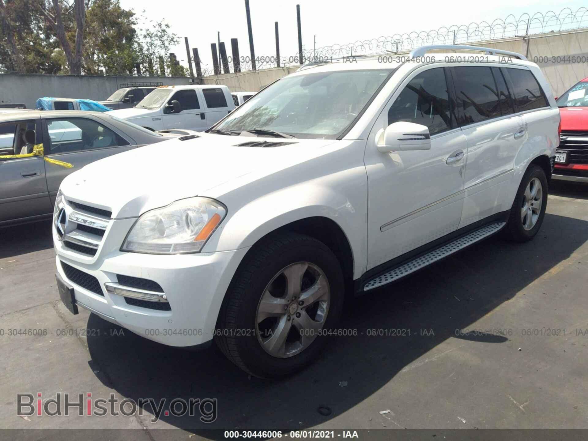 2012 MERCEDES-BENZ GL-CLASS - VIN: 4JGBF7BEXCA779748 - Фото 2