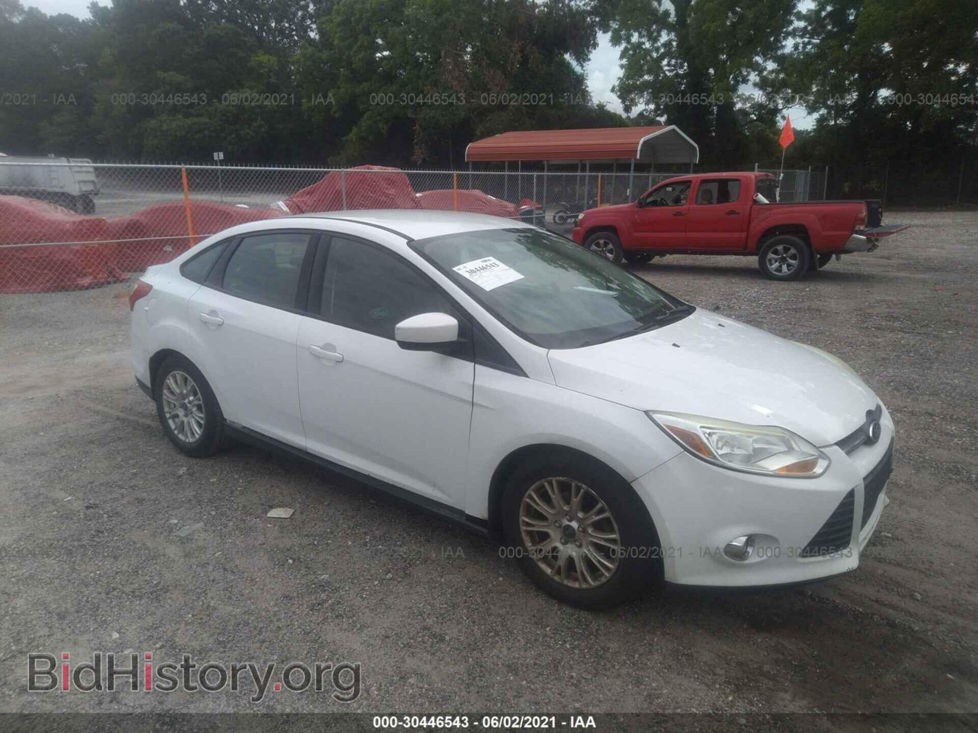 Фотография 1FAHP3F26CL348161 - FORD FOCUS 2012