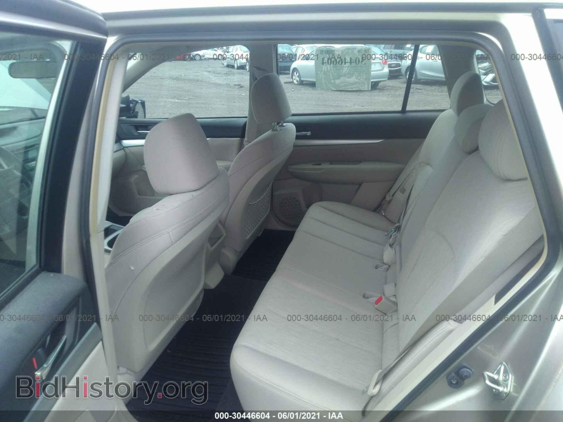 2014 SUBARU OUTBACK - VIN: 4S4BRBACXE3265657 - Photo 8