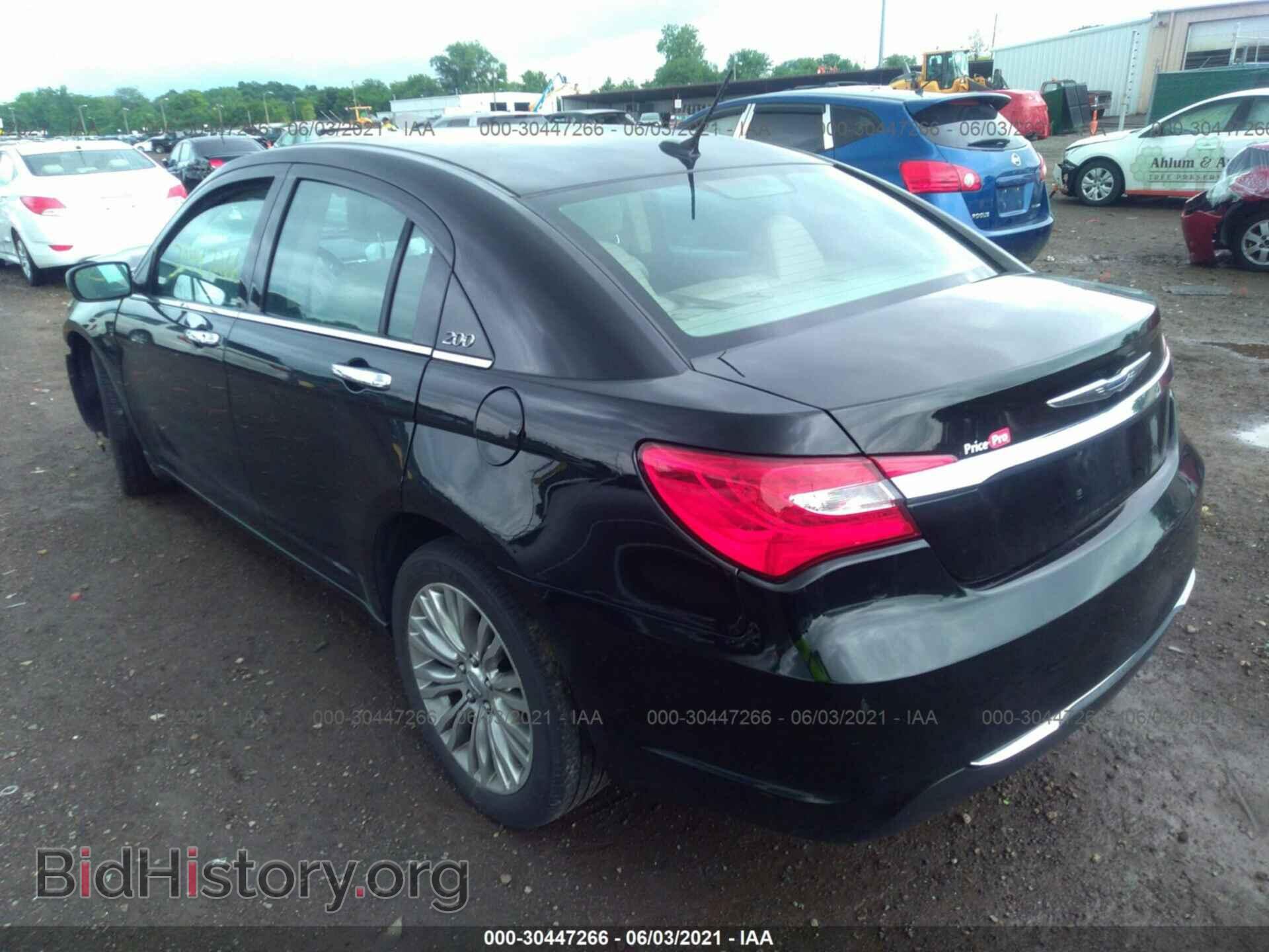 2012 CHRYSLER 200 - VIN: 1C3CCBCB8CN301933 - Photo 3