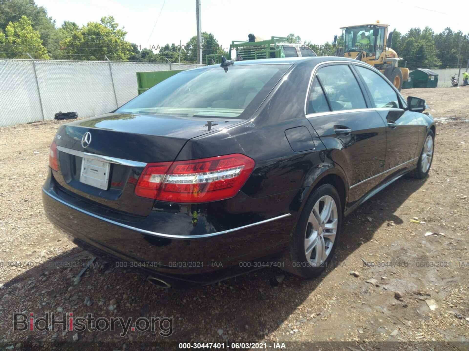 2011 MERCEDES-BENZ E-CLASS - VIN: WDDHF5GB3BA416715 - Фото 4