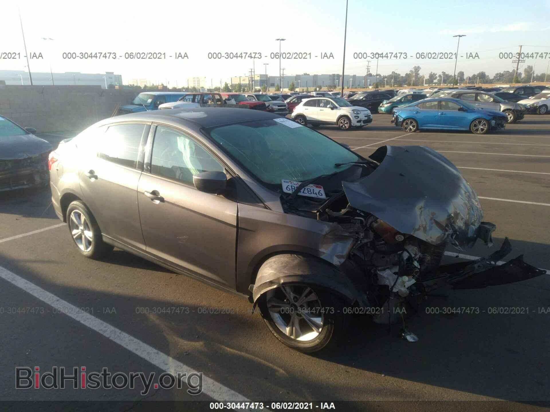 Photo 1FAHP3F24CL140070 - FORD FOCUS 2012