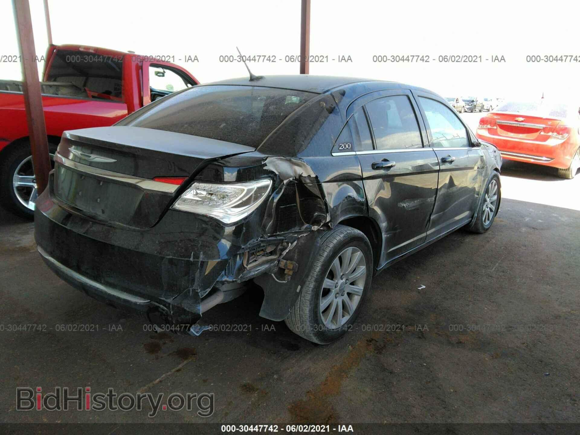 2014 CHRYSLER 200 - VIN: 1C3CCBBB4EN137732 - Фото 4