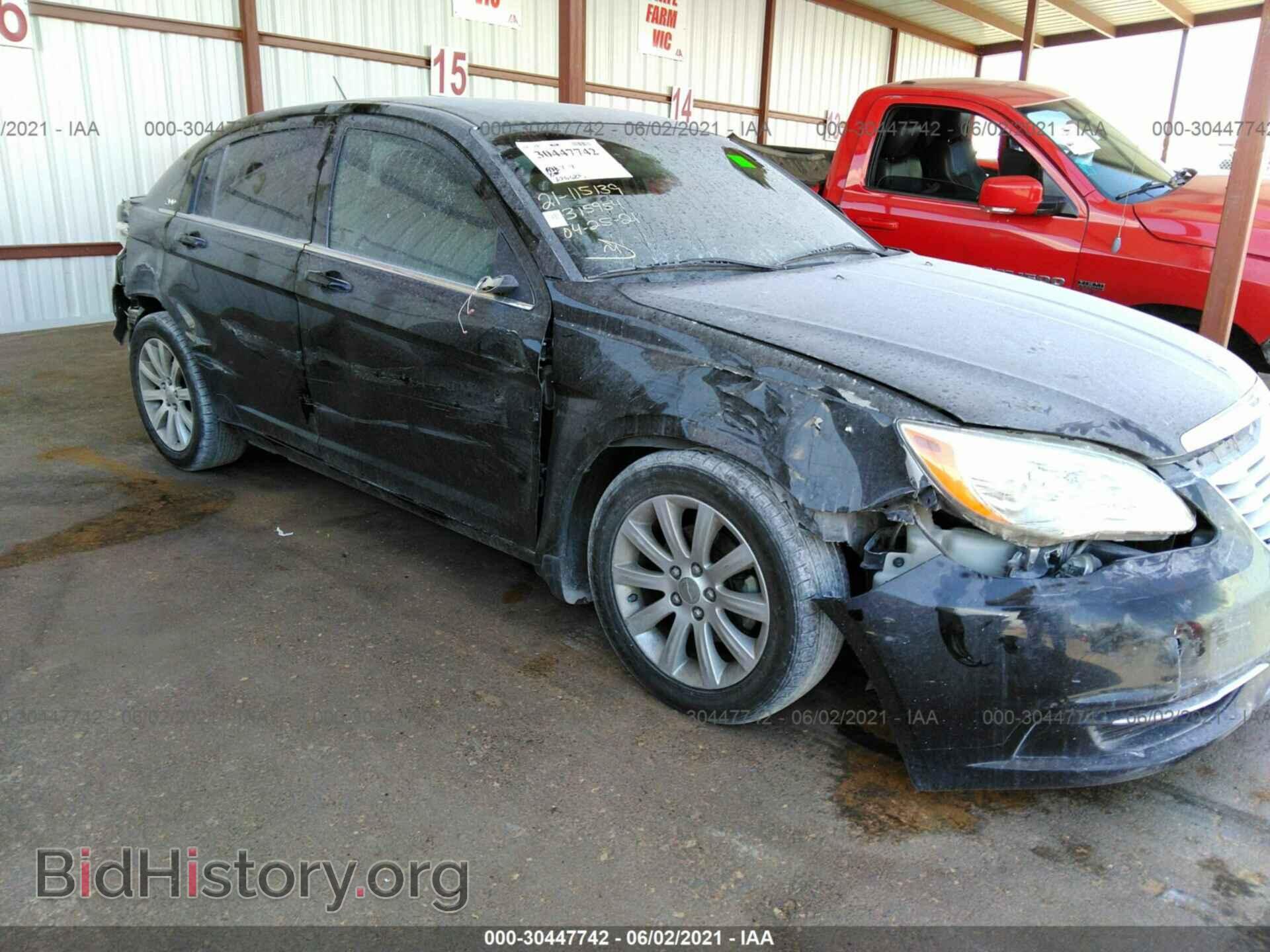 2014 CHRYSLER 200 - VIN: 1C3CCBBB4EN137732 - Фото 6