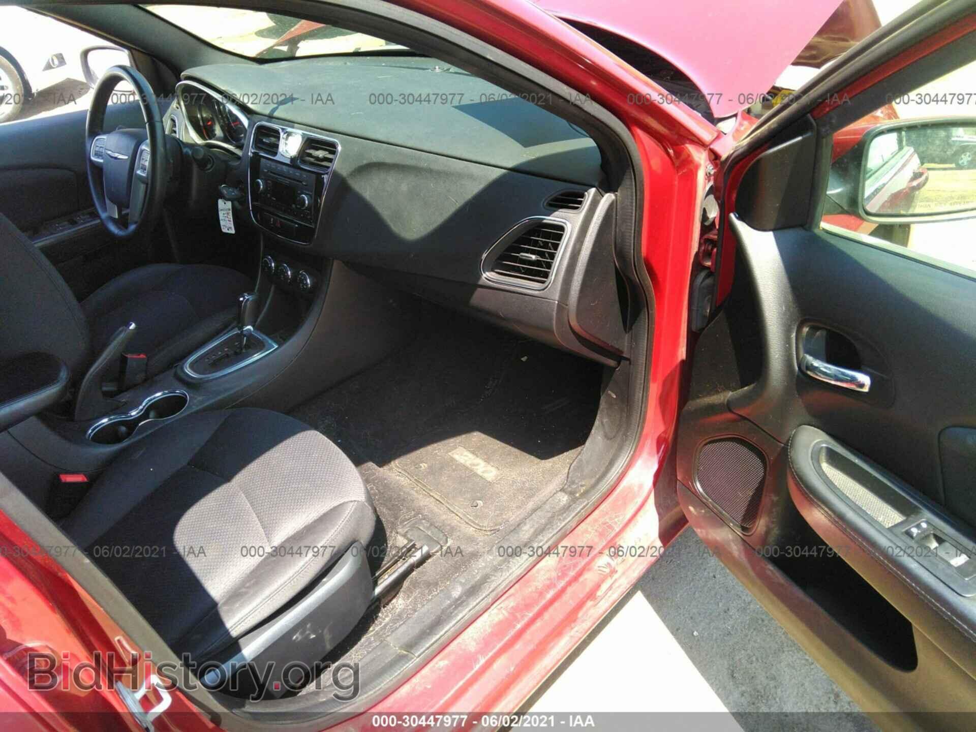 2013 CHRYSLER 200 - VIN: 1C3CCBBB3DN734448 - Фото 5