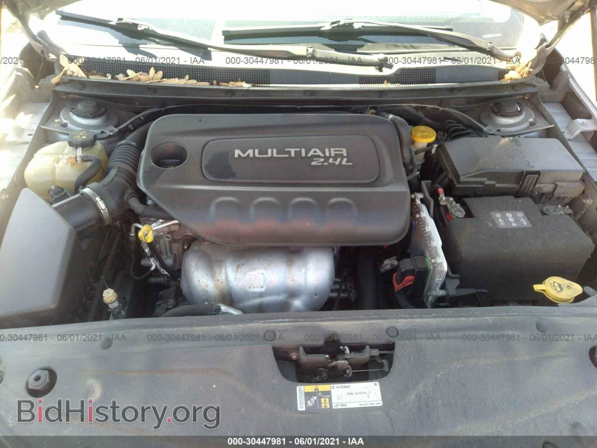 2015 CHRYSLER 200 - VIN: 1C3CCCAB8FN538547 - Photo 10
