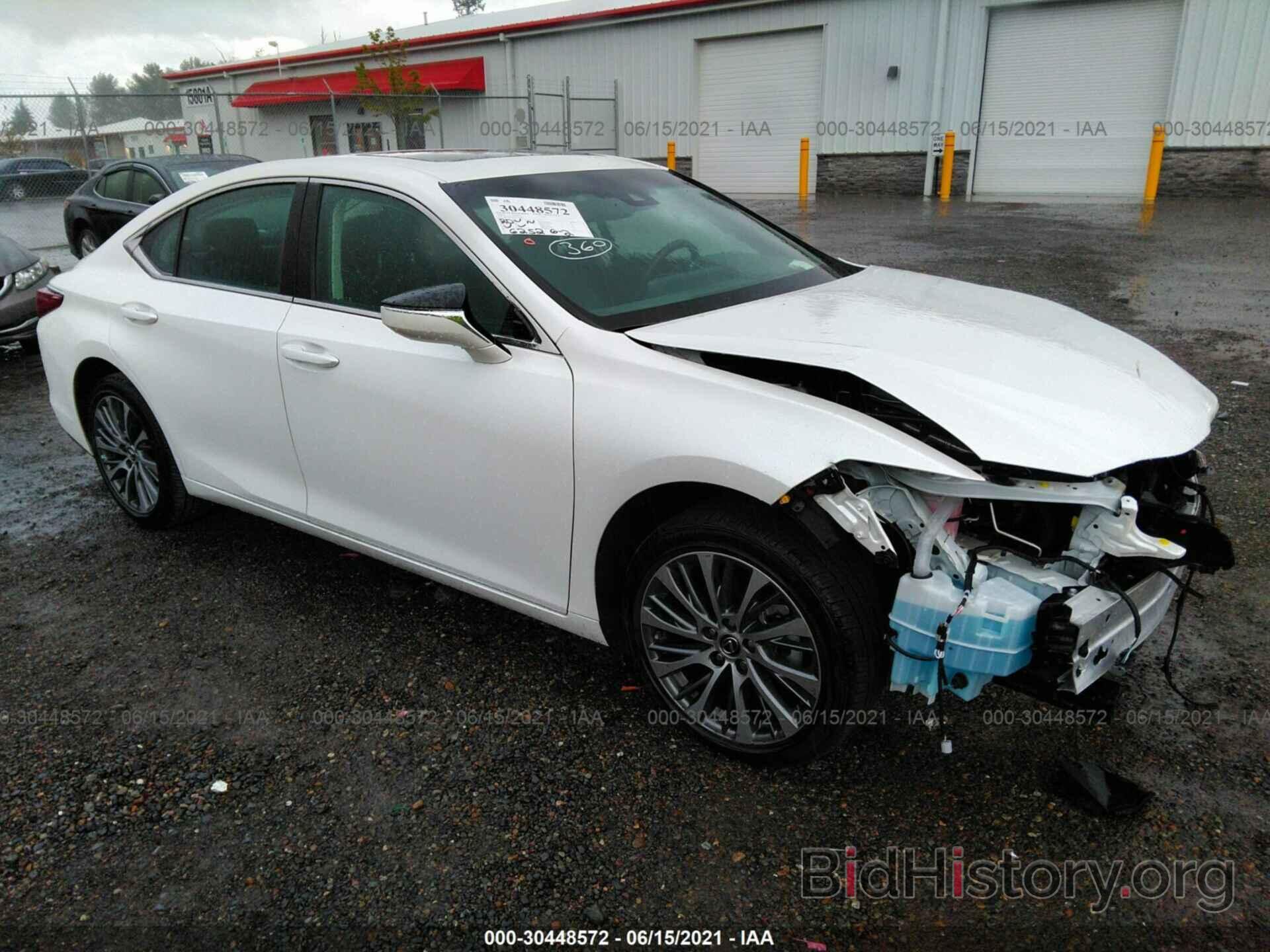 Photo 58ADZ1B19LU063893 - LEXUS ES 2020