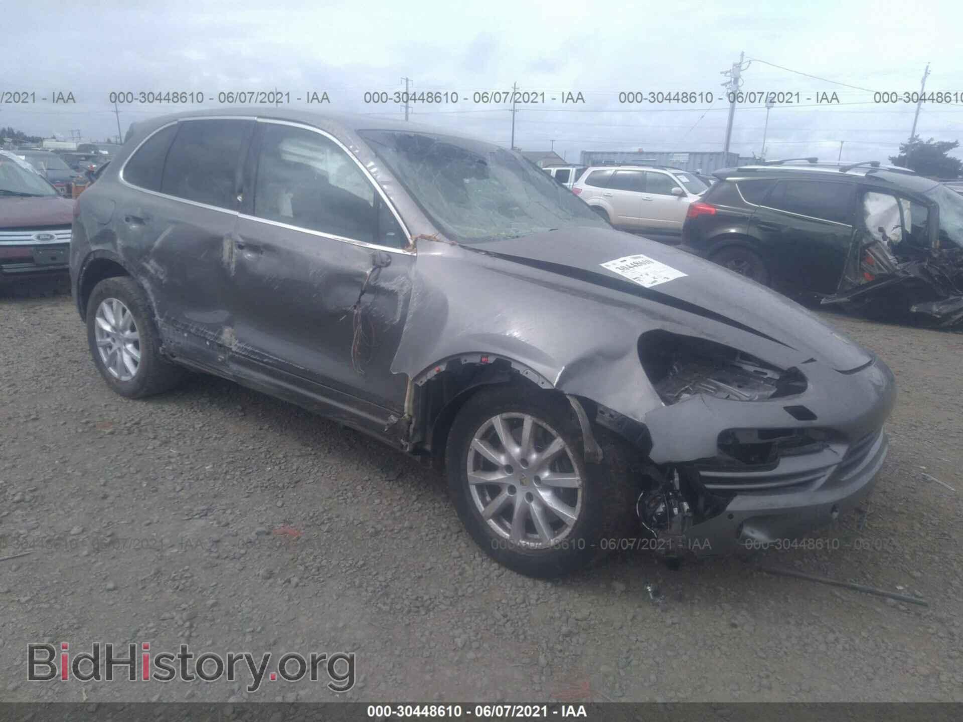 Фотография WP1AA2A22CLA10768 - PORSCHE CAYENNE 2012