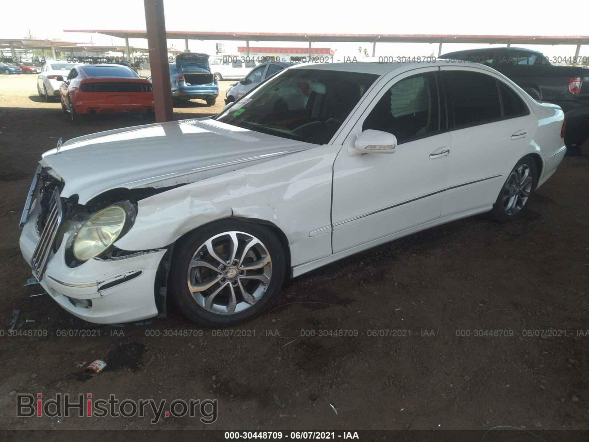 2008 MERCEDES-BENZ E-CLASS - VIN: WDBUF22X38B221130 - Фото 2