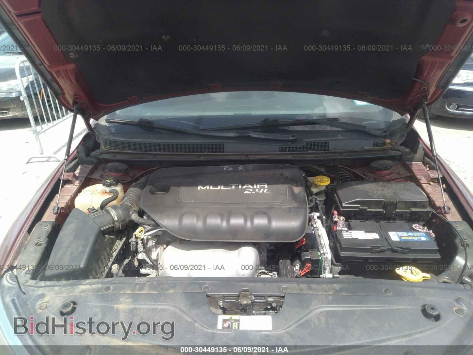 2015 CHRYSLER 200 - VIN: 1C3CCCAB7FN686317 - Фото 10