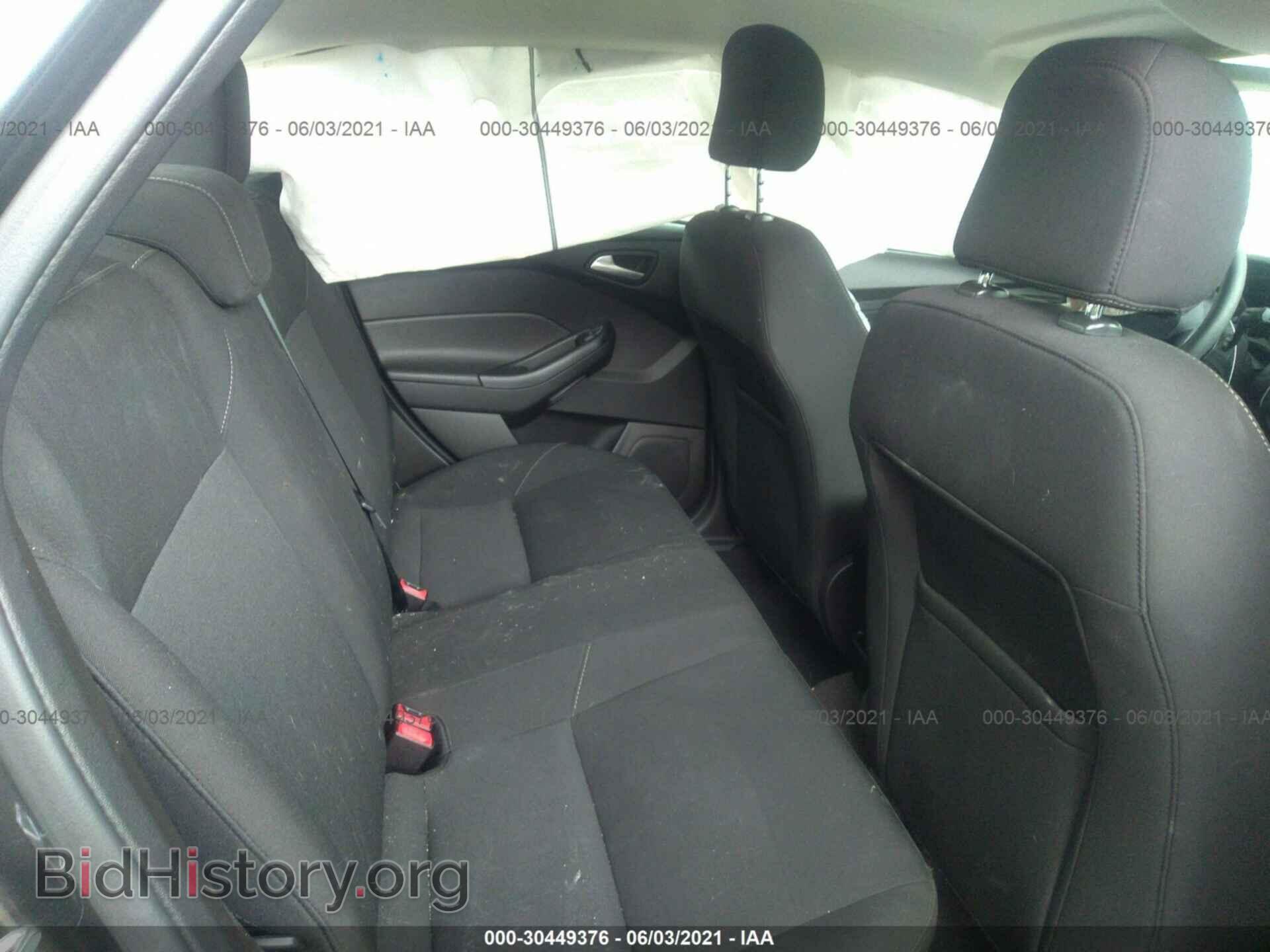 2016 FORD FOCUS - VIN: 1FADP3F2XGL320657 - Фото 8