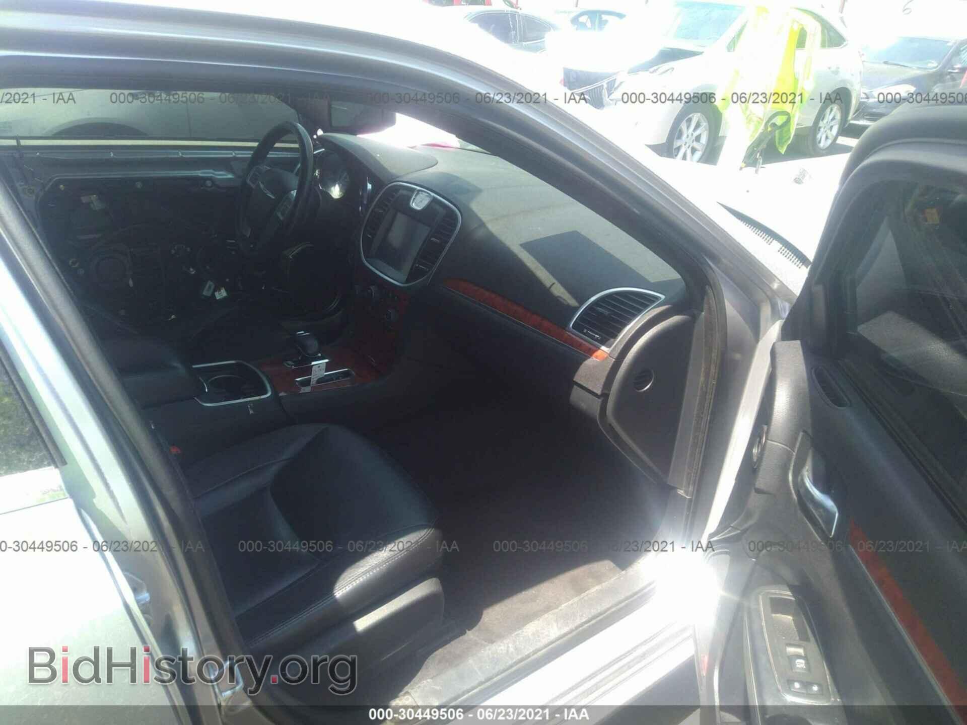 2014 CHRYSLER 300 - VIN: 2C3CCAAG1EH233494 - Фото 5
