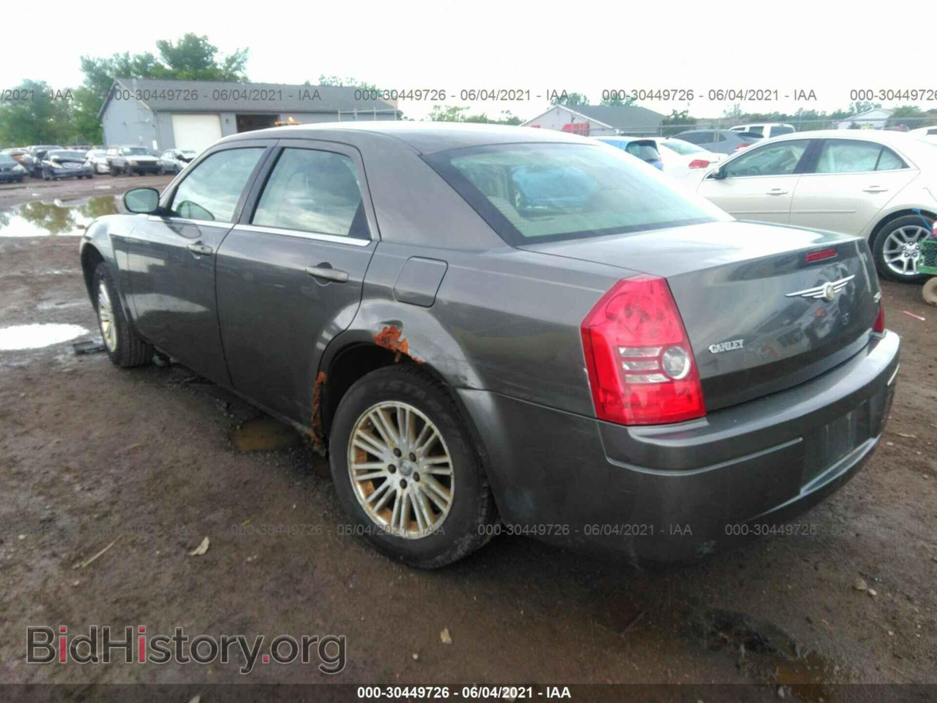2009 CHRYSLER 300 - VIN: 2C3KA43D09H574686 - Фото 3