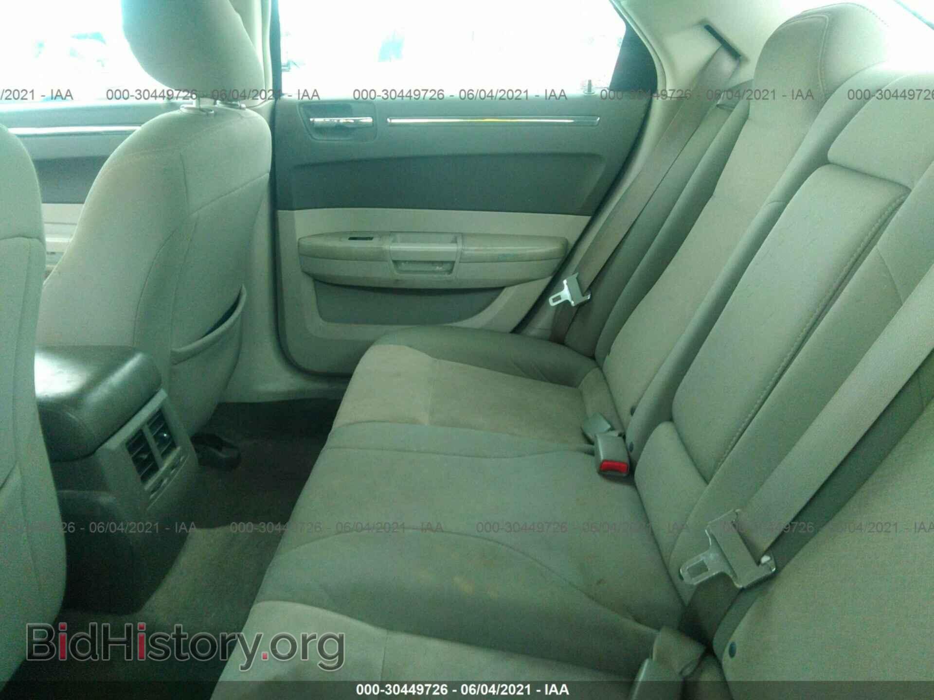 2009 CHRYSLER 300 - VIN: 2C3KA43D09H574686 - Фото 8