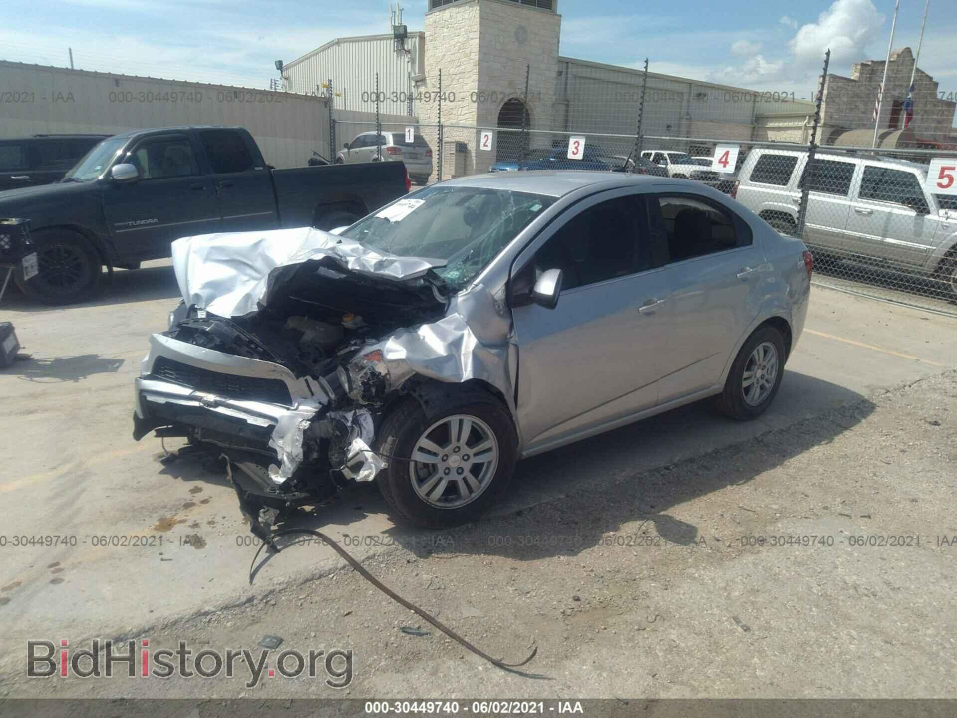 2014 CHEVROLET SONIC - VIN: 1G1JC5SH1E4153295 - Фото 2