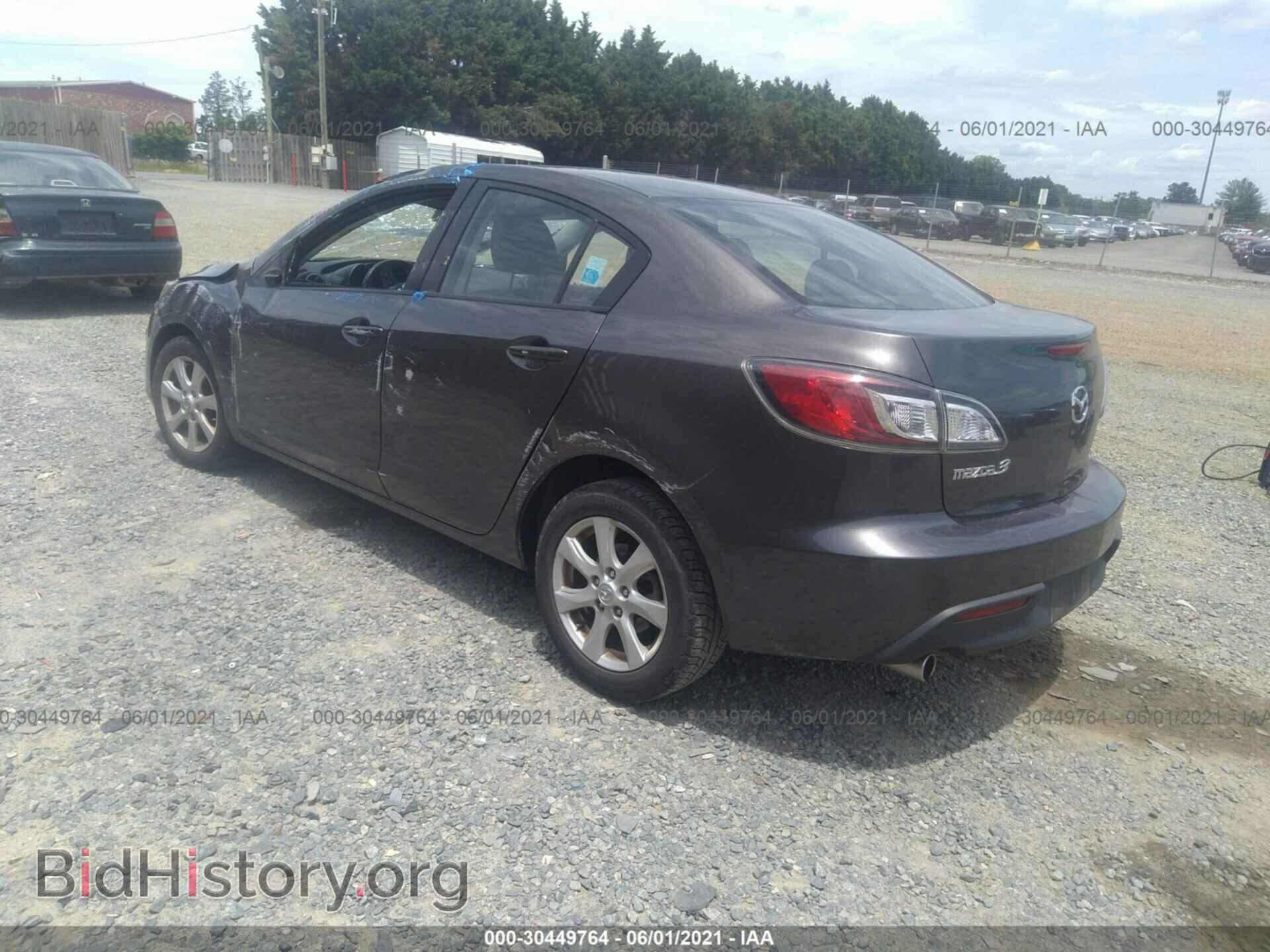 2011 MAZDA MAZDA3 - VIN: JM1BL1VG4B1437122 - Фото 3