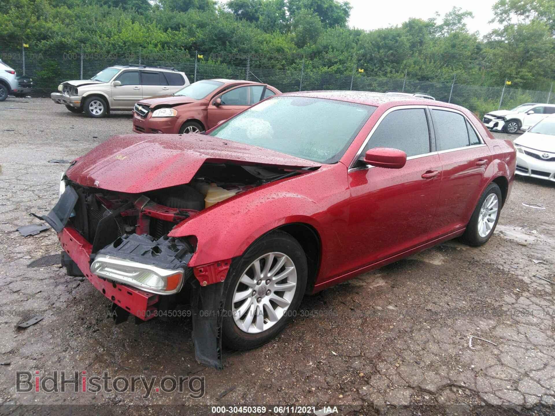 2014 CHRYSLER 300 - VIN: 2C3CCAAG8EH148443 - Photo 2