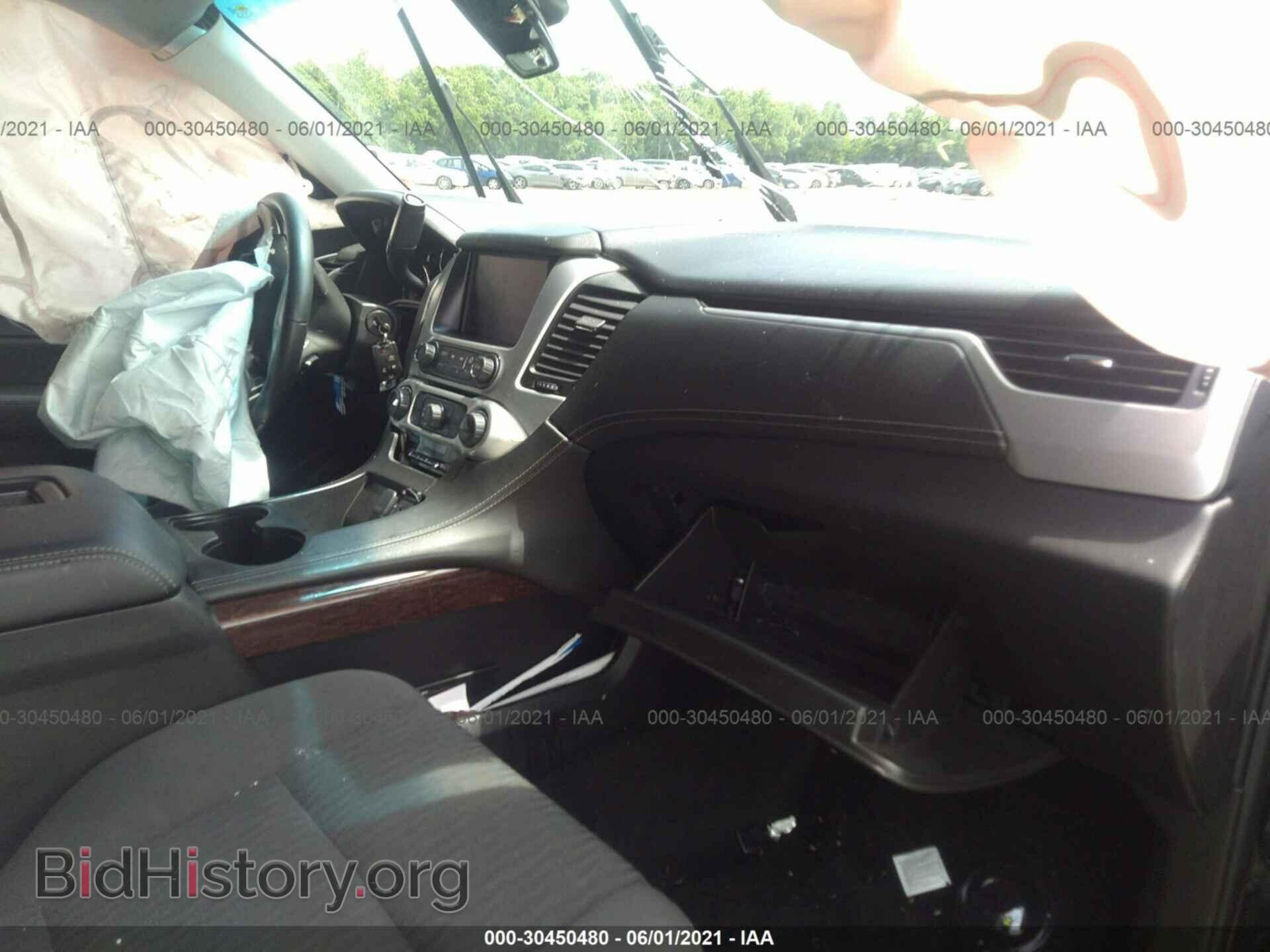 2016 GMC YUKON - VIN: 1GKS2AKC0GR472502 - Photo 5