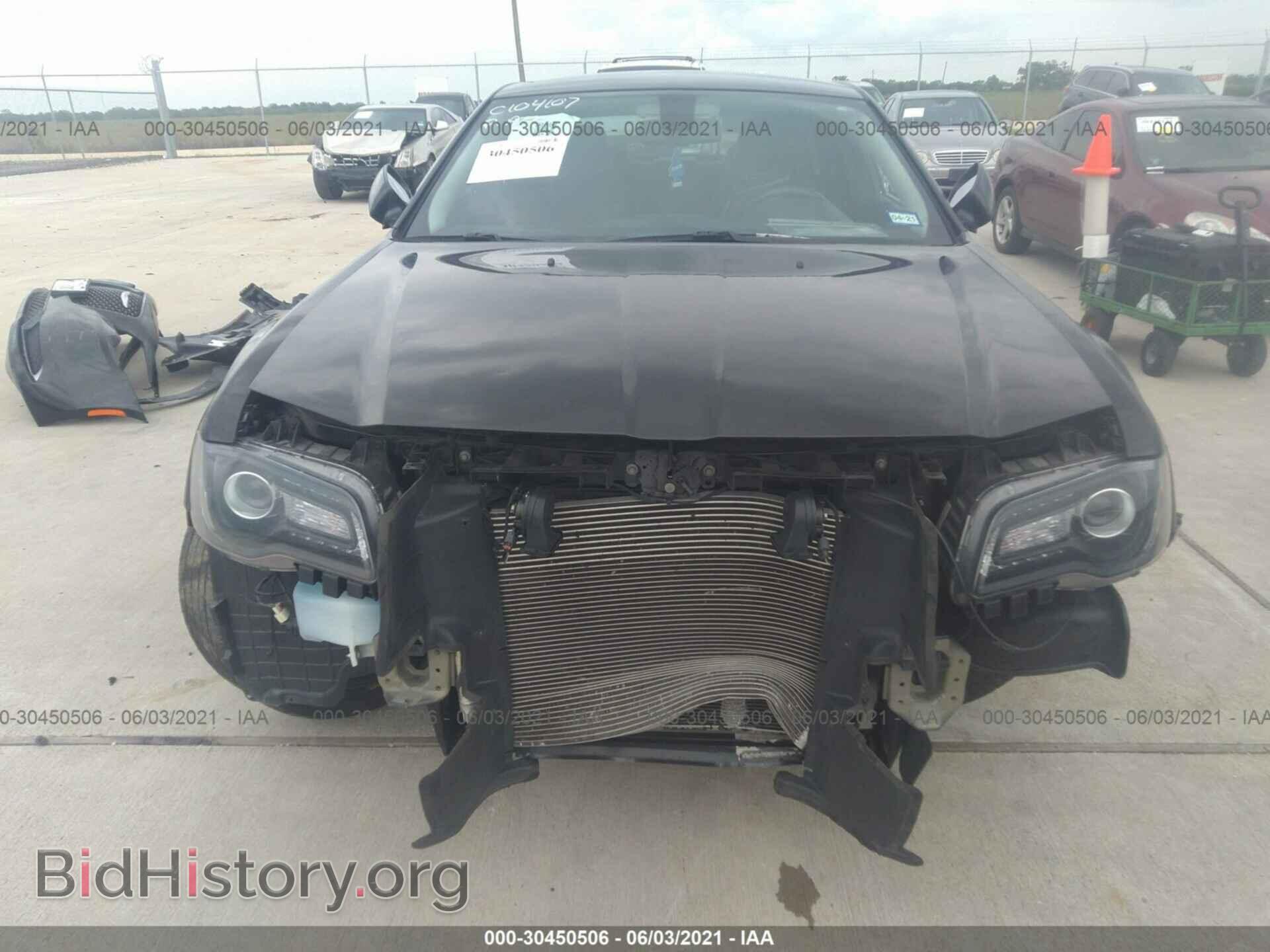2019 CHRYSLER 300 - VIN: 2C3CCAAG9KH614246 - Фото 6