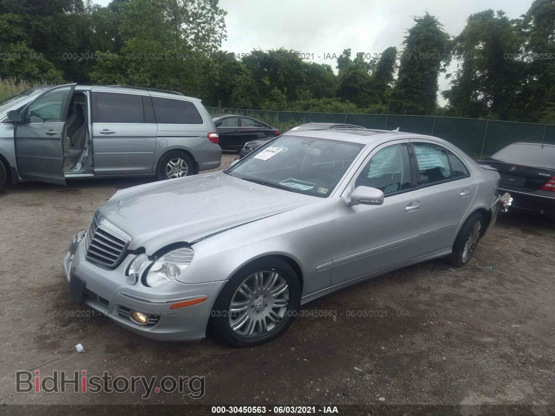 2008 MERCEDES-BENZ E-CLASS - VIN: WDBUF56X98B251681 - Фото 2