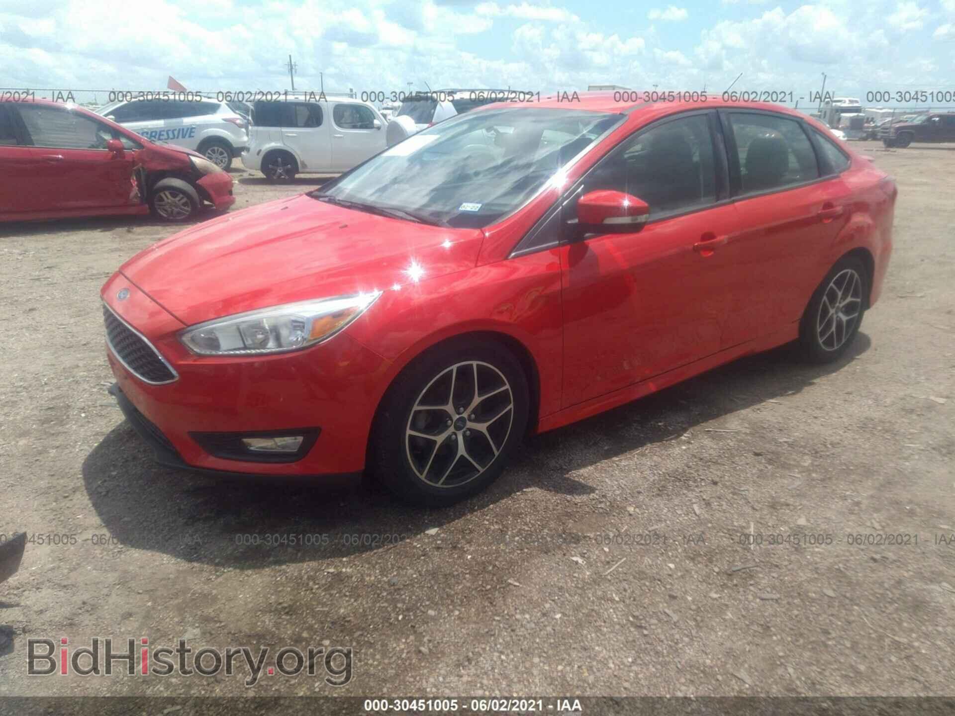 2016 FORD FOCUS - VIN: 1FADP3F22GL233836 - Фото 2