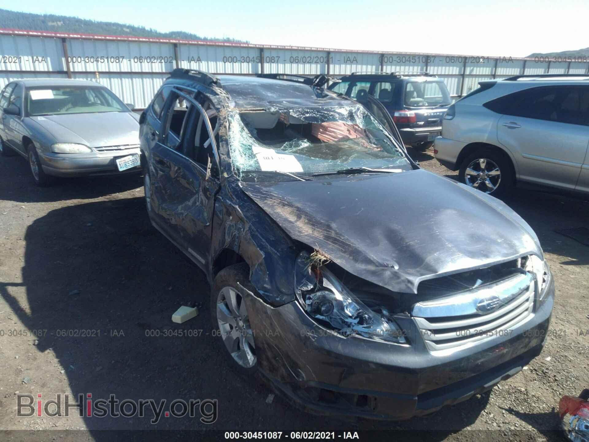 2011 SUBARU OUTBACK - VIN: 4S4BRBCC6B3430774 - Photo 6