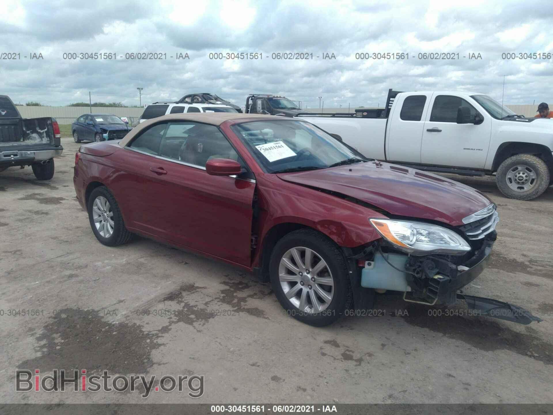 Фотография 1C3BCBEB1DN511428 - CHRYSLER 200 2013