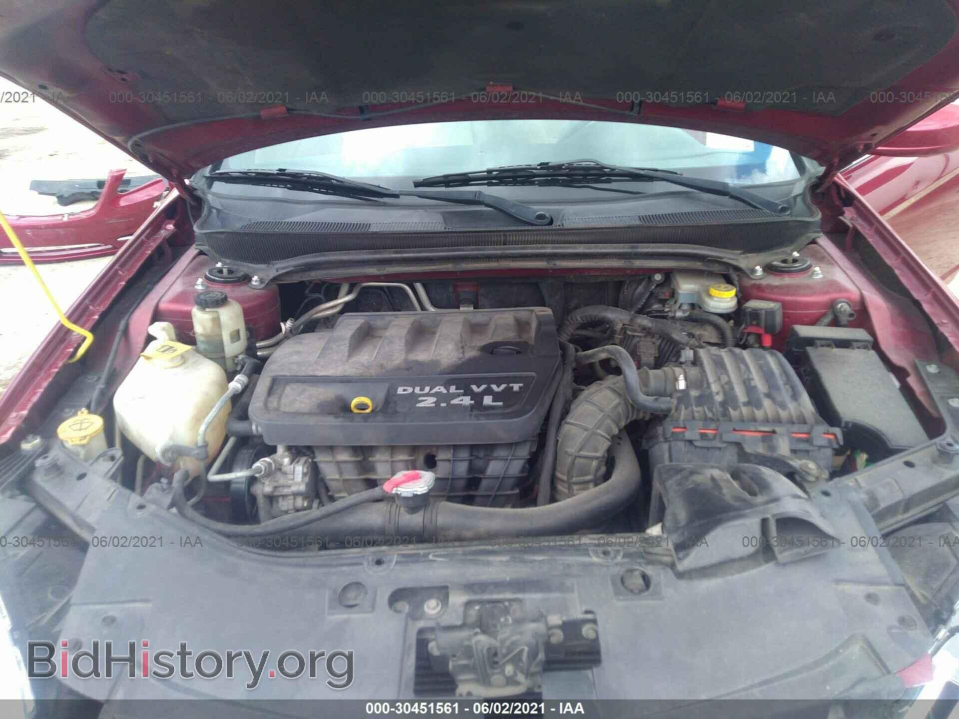 2013 CHRYSLER 200 - VIN: 1C3BCBEB1DN511428 - Фото 10