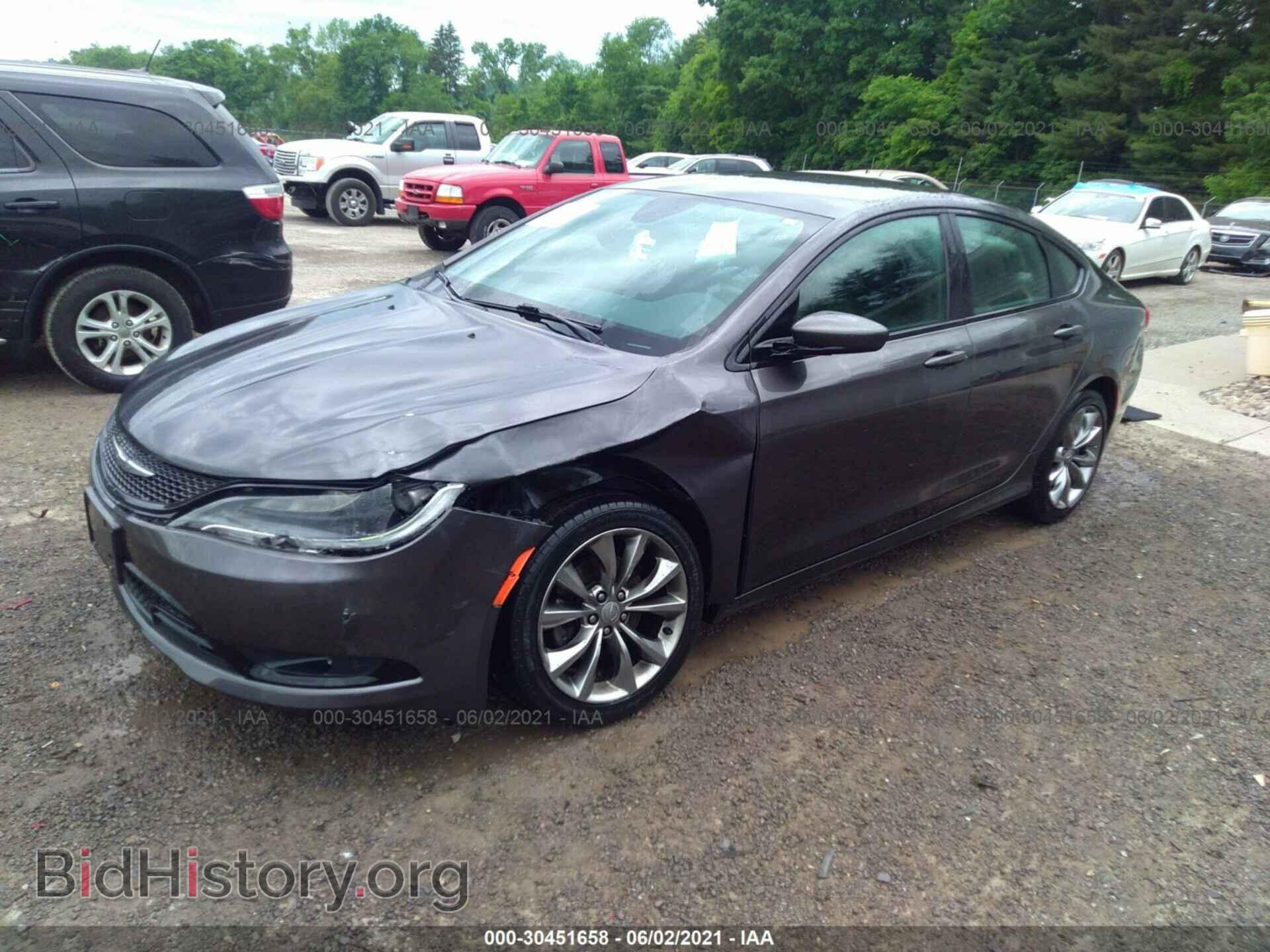 2015 CHRYSLER 200 - VIN: 1C3CCCBB5FN565879 - Photo 2