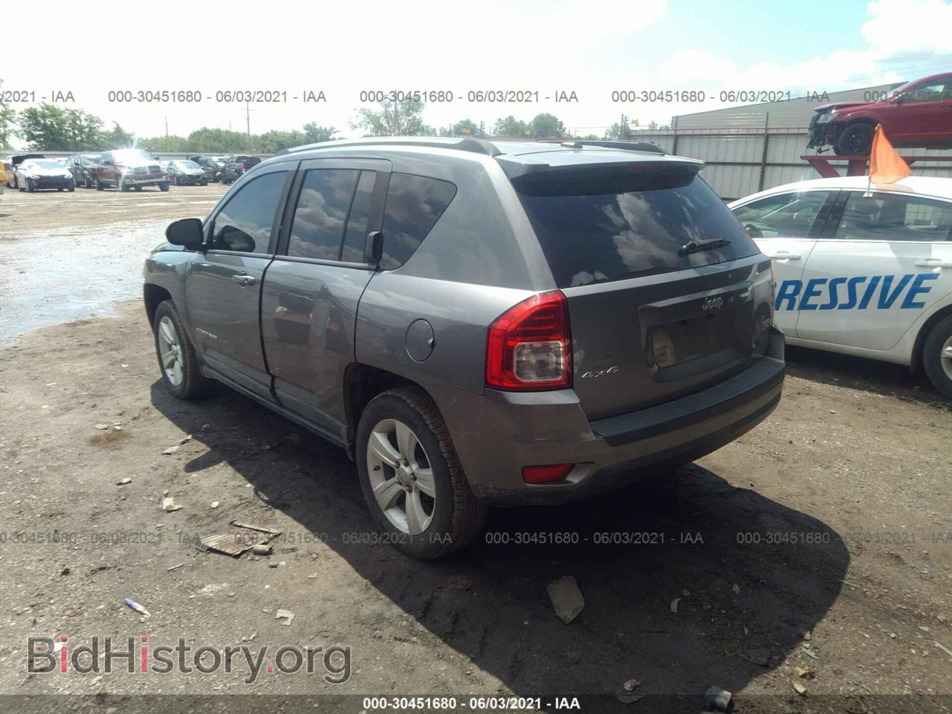 2011 JEEP COMPASS - VIN: 1J4NF1FB6BD302840 - Фото 3