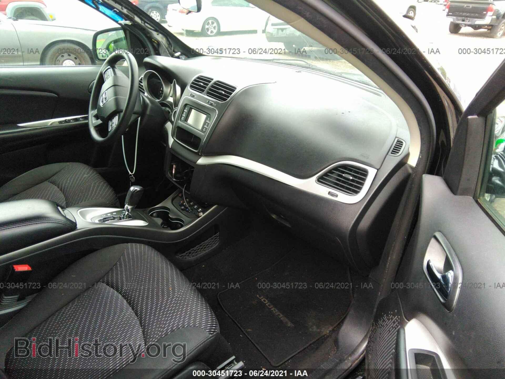 2017 DODGE JOURNEY - VIN: 3C4PDCABXHT562359 - Фото 5