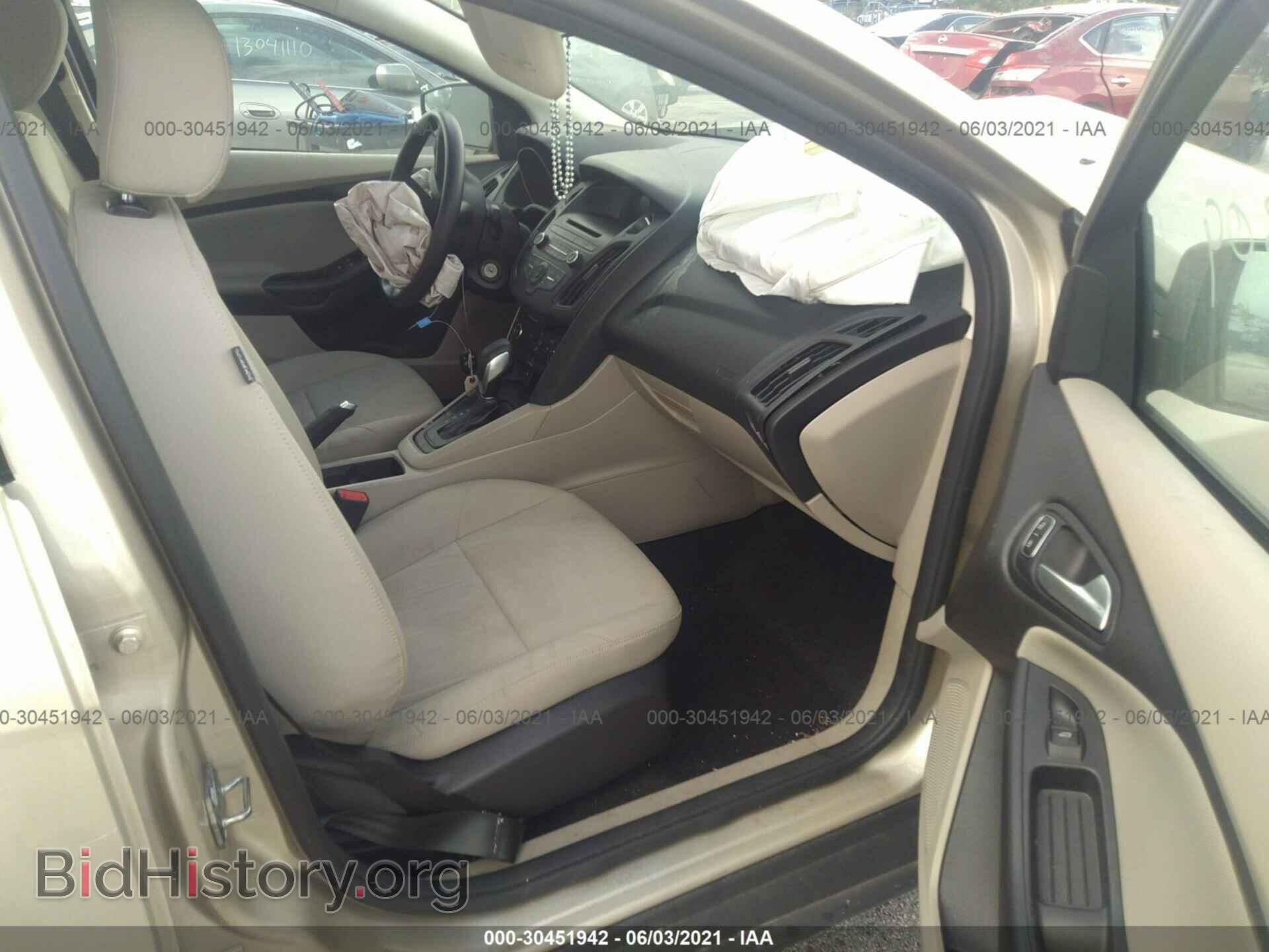 2017 FORD FOCUS - VIN: 1FADP3F27HL346019 - Photo 5