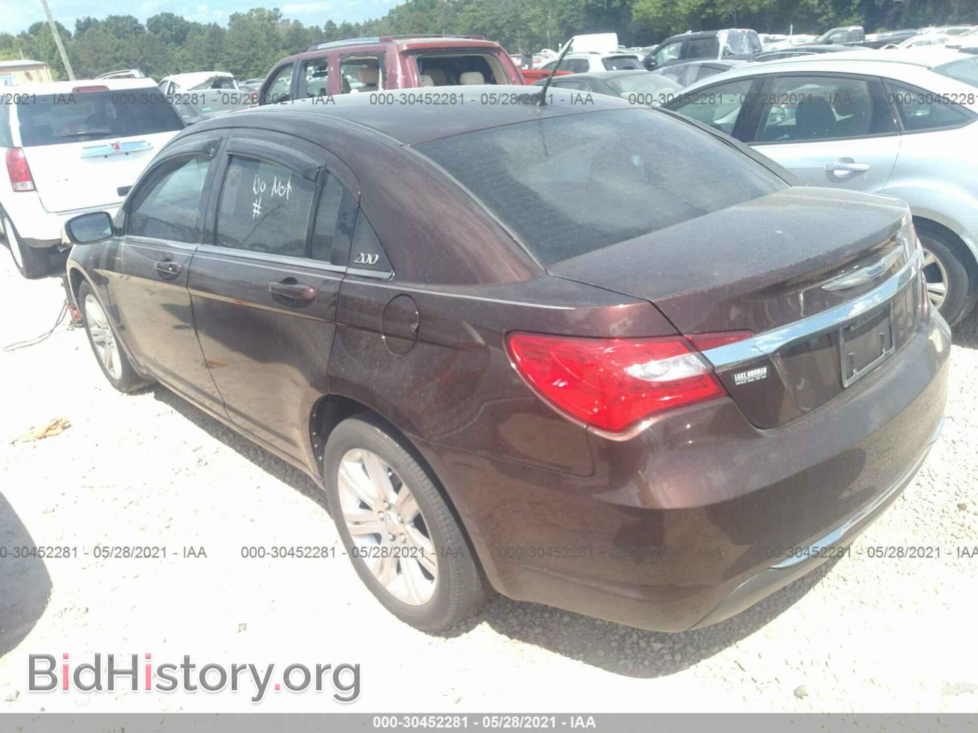 2012 CHRYSLER 200 - VIN: 1C3CCBBG9CN175109 - Фото 3