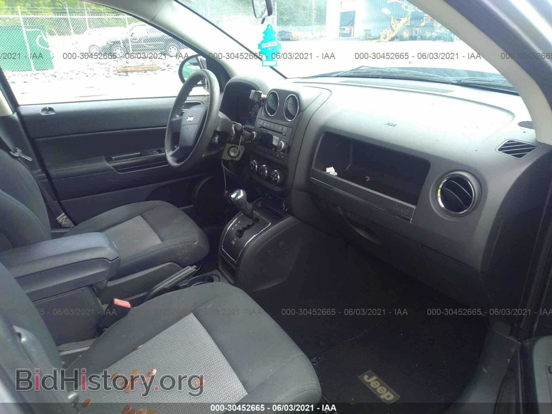 2010 JEEP COMPASS - VIN: 1J4NT4FB7AD515403 - Фото 5