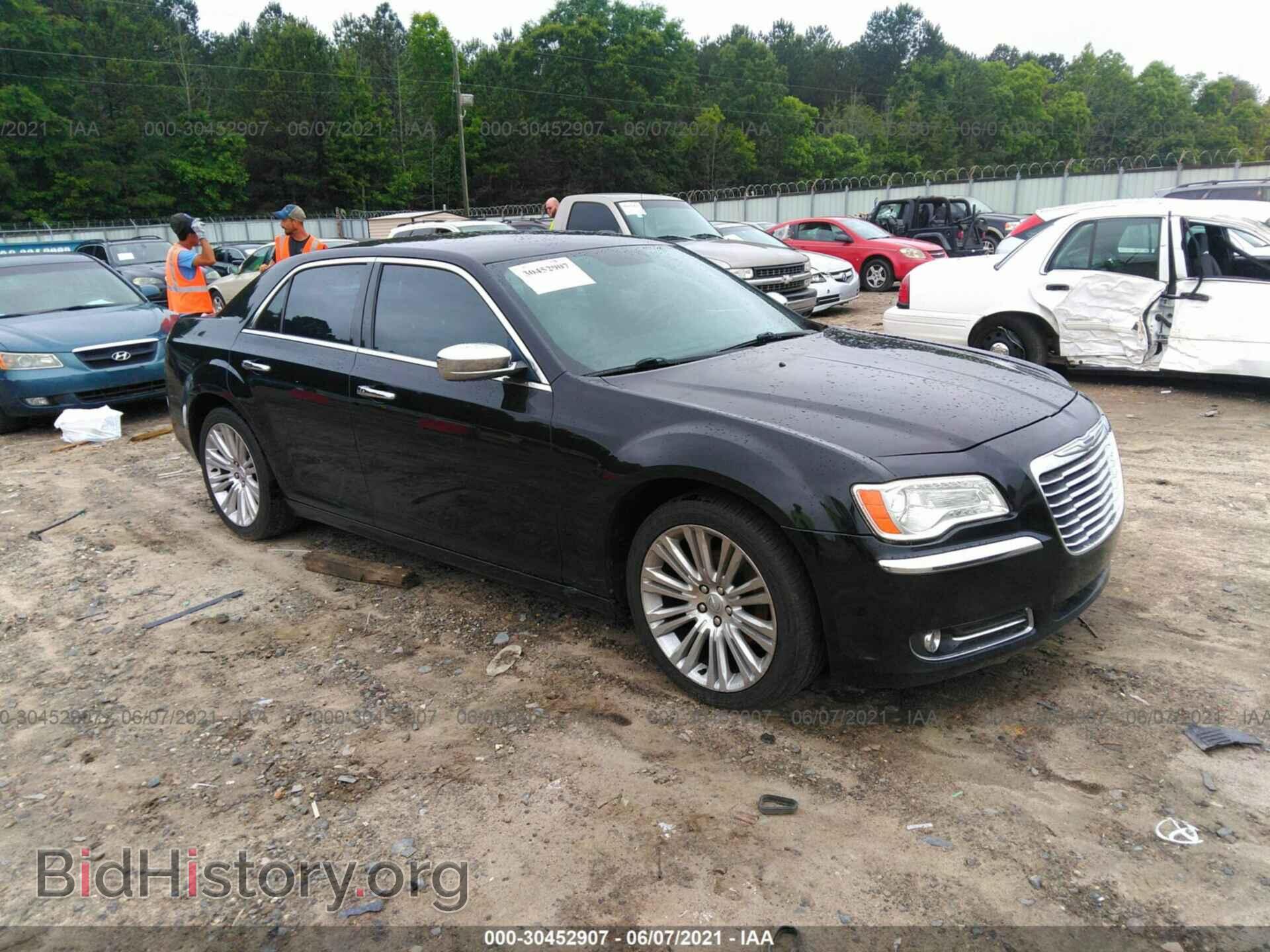 Фотография 2C3CA5CG5BH594619 - CHRYSLER 300 2011