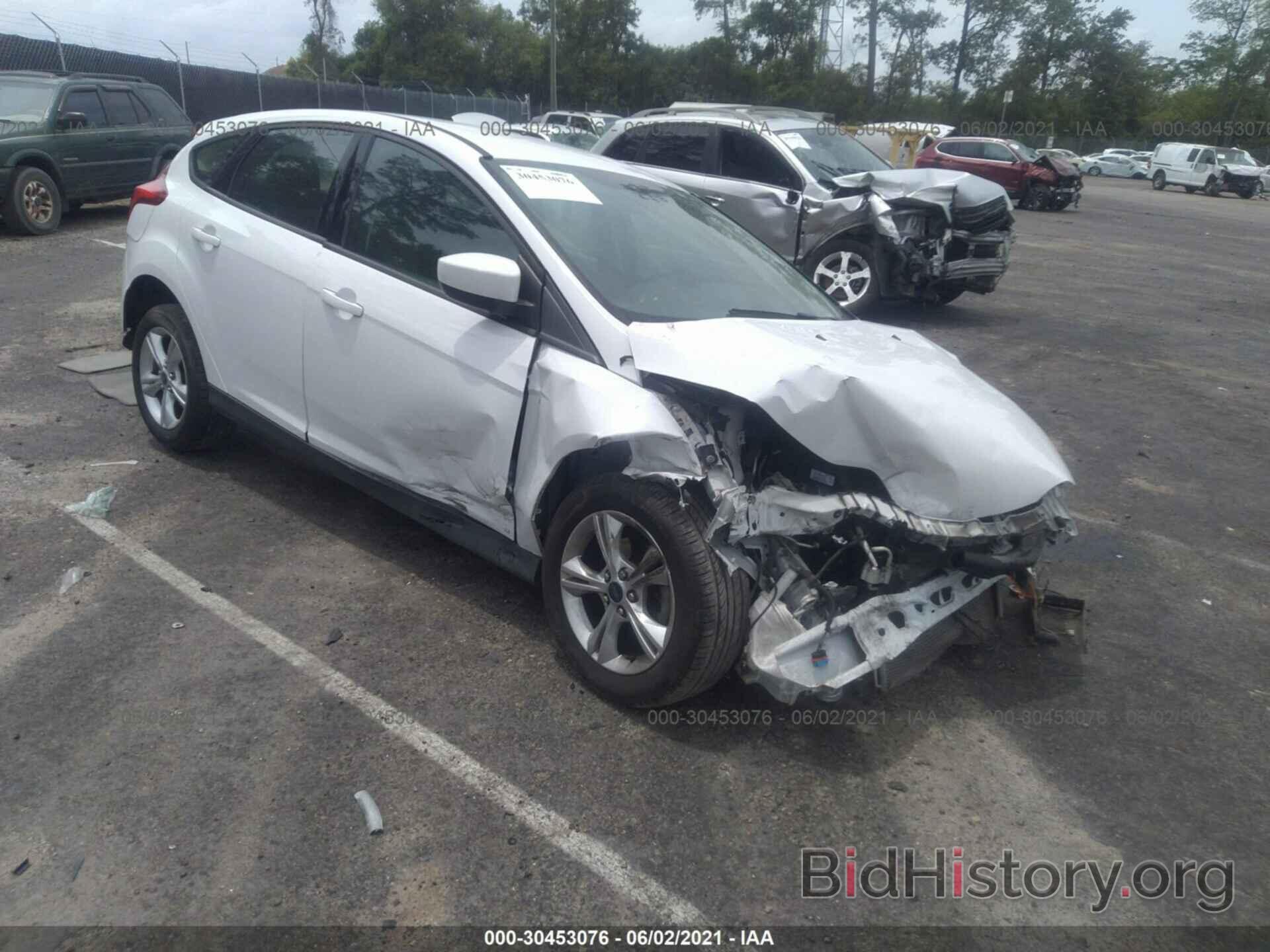 Photo 1FAHP3K26CL452588 - FORD FOCUS 2012