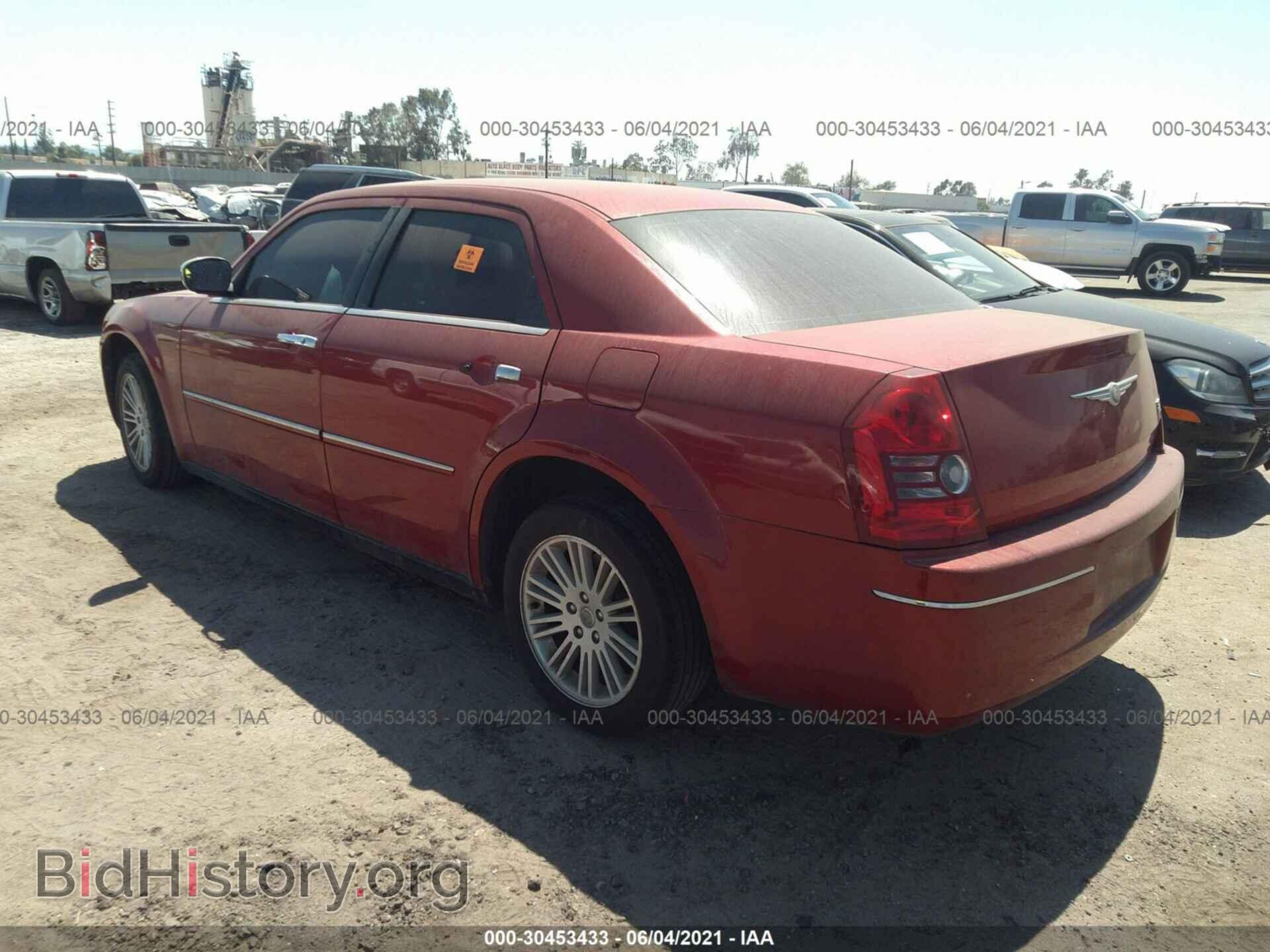 2010 CHRYSLER 300 - VIN: 2C3CA4CD4AH196039 - Фото 3