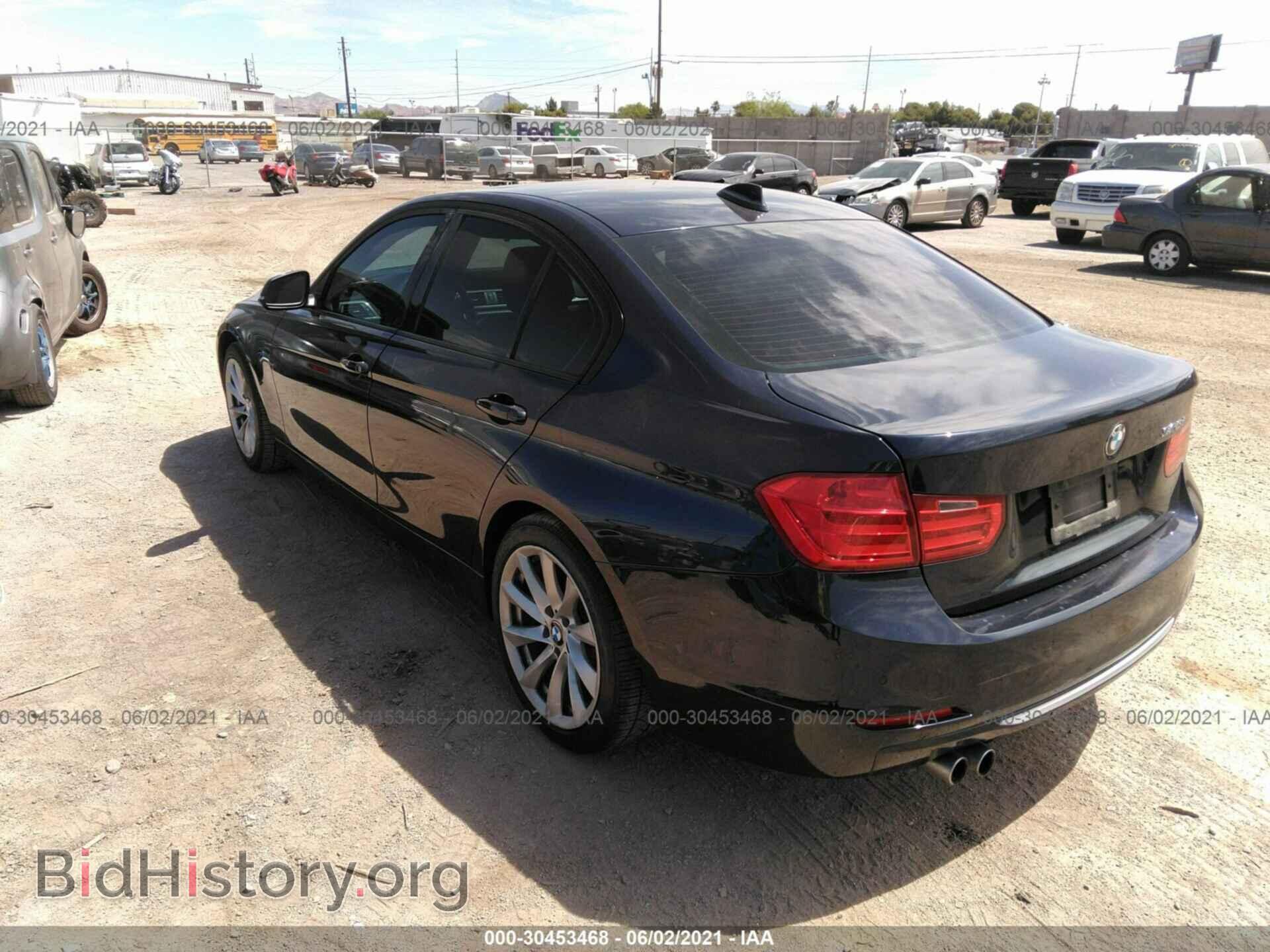 2013 BMW 3 SERIES - VIN: WBA3A5C54DF356420 - Фото 3