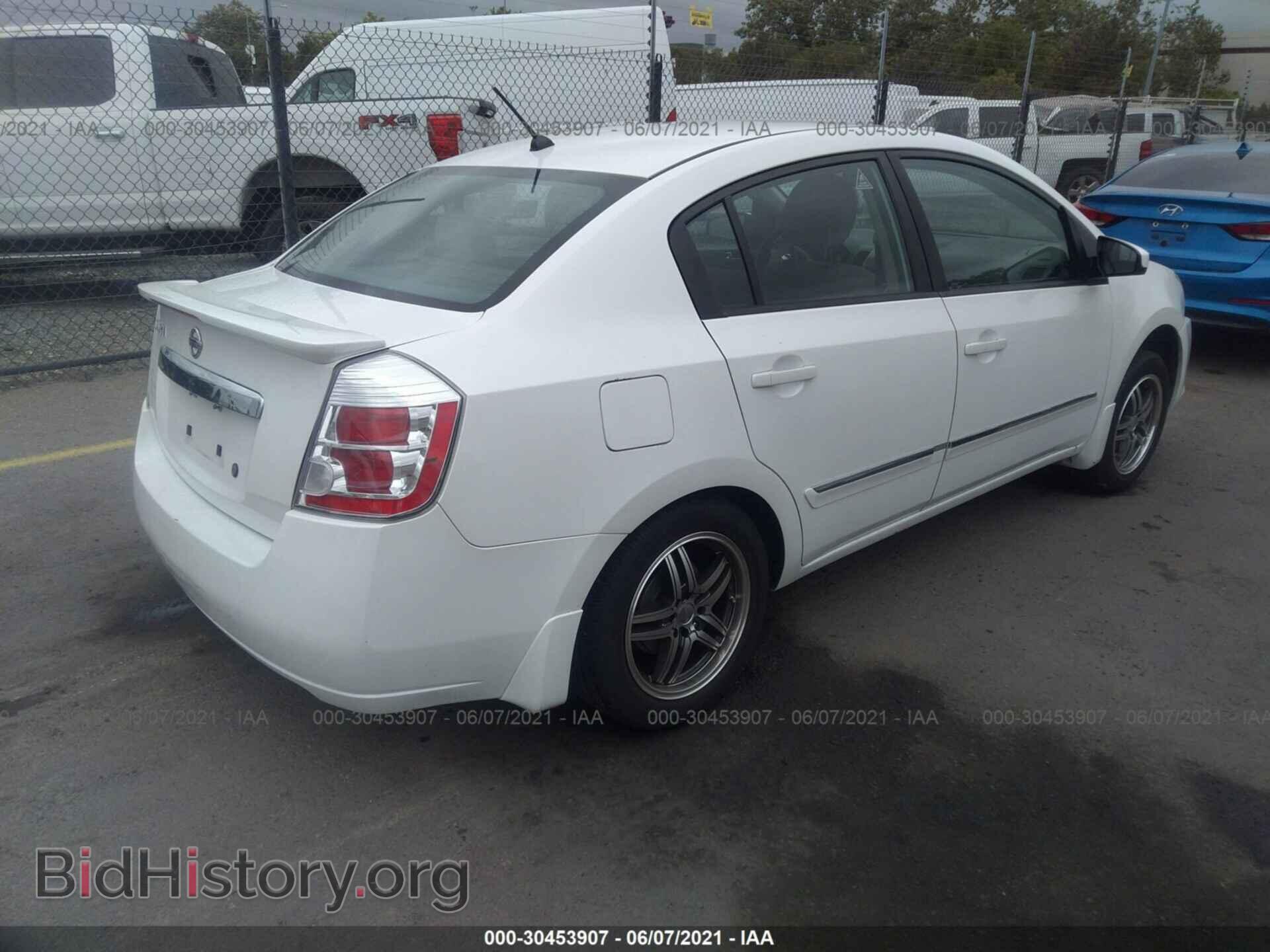 2011 NISSAN SENTRA - VIN: 3N1AB6AP1BL668024 - Фото 4