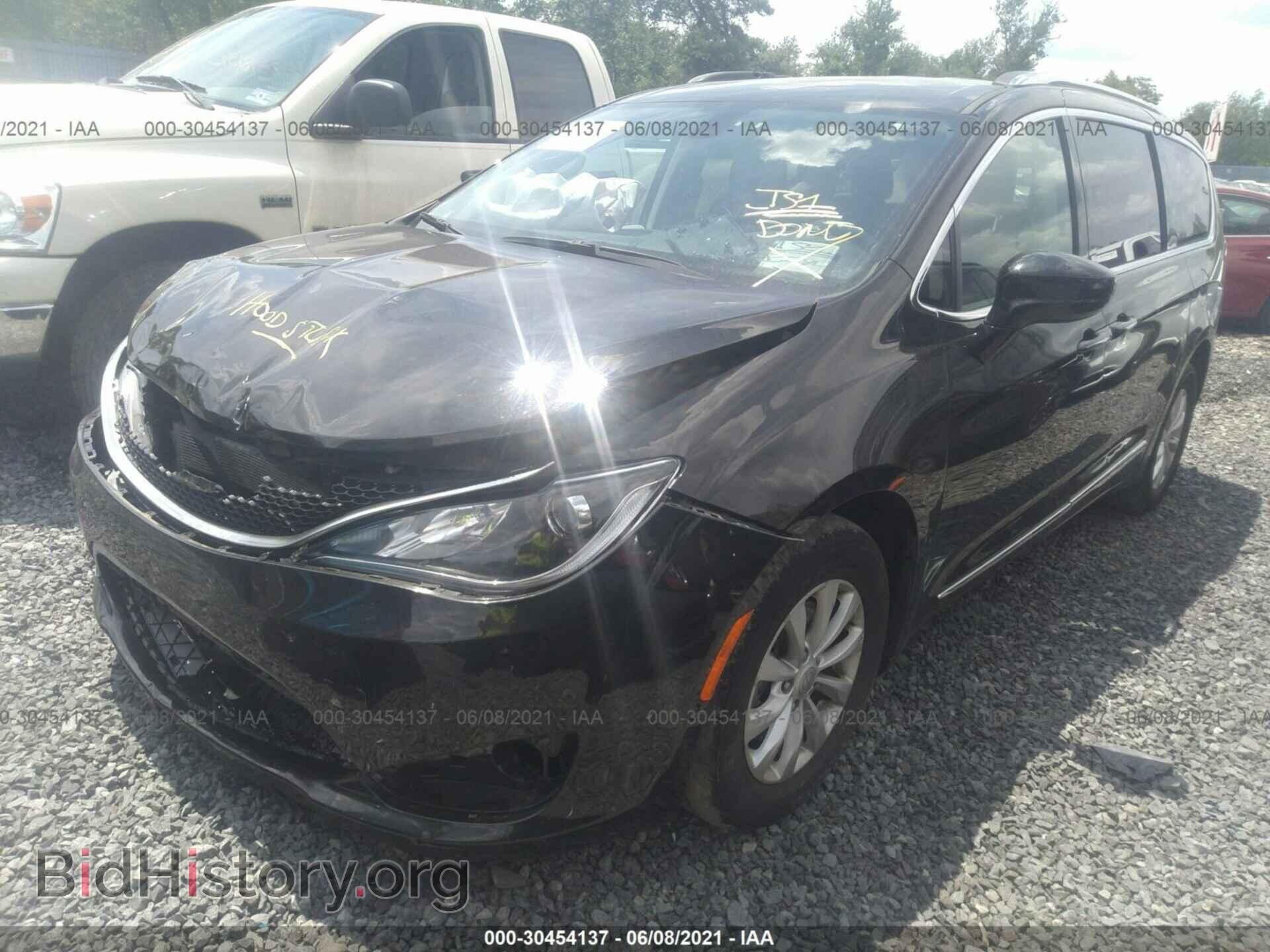 2019 CHRYSLER PACIFICA - VIN: 2C4RC1BG8KR705734 - Photo 2