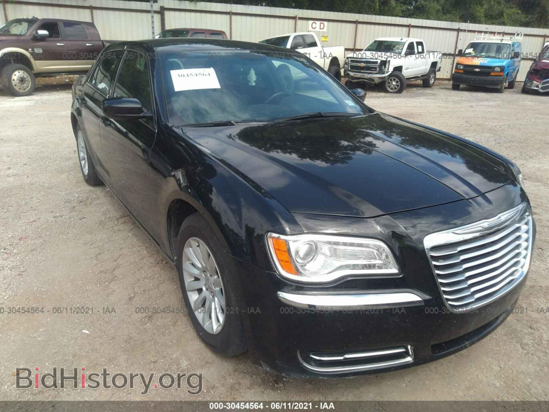 2014 CHRYSLER 300 - VIN: 2C3CCAAG2EH378785 - Фото 6